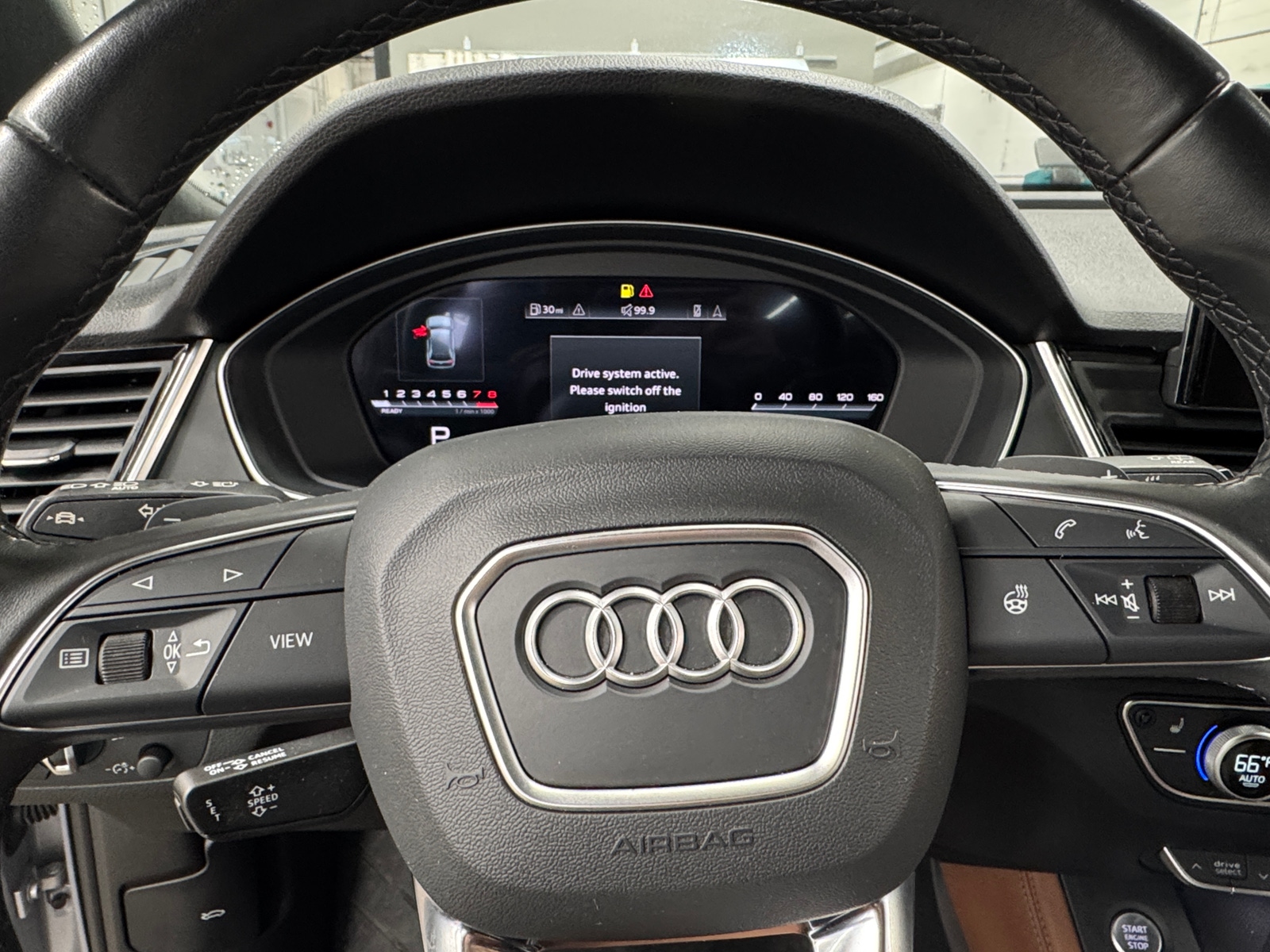 Thumbnail: 2022 Audi Q5 - 4