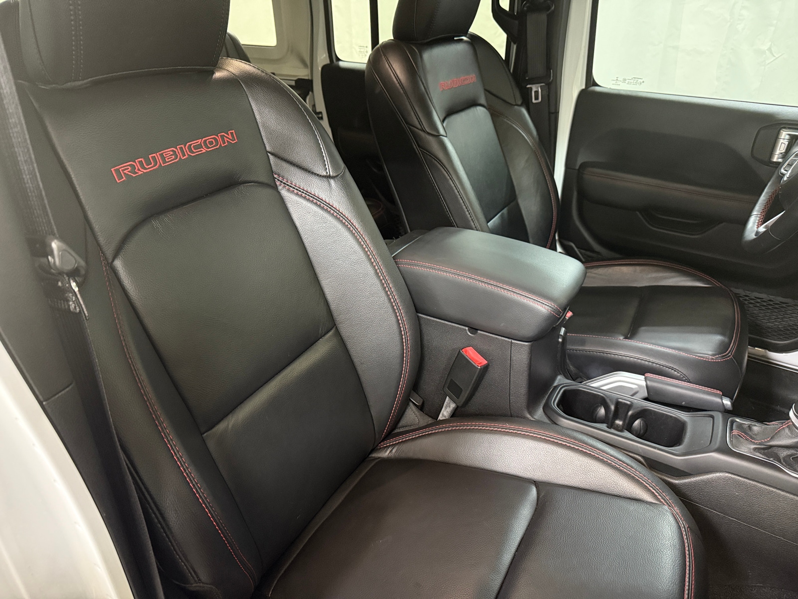 Thumbnail: 2019 Jeep Wrangler - 2