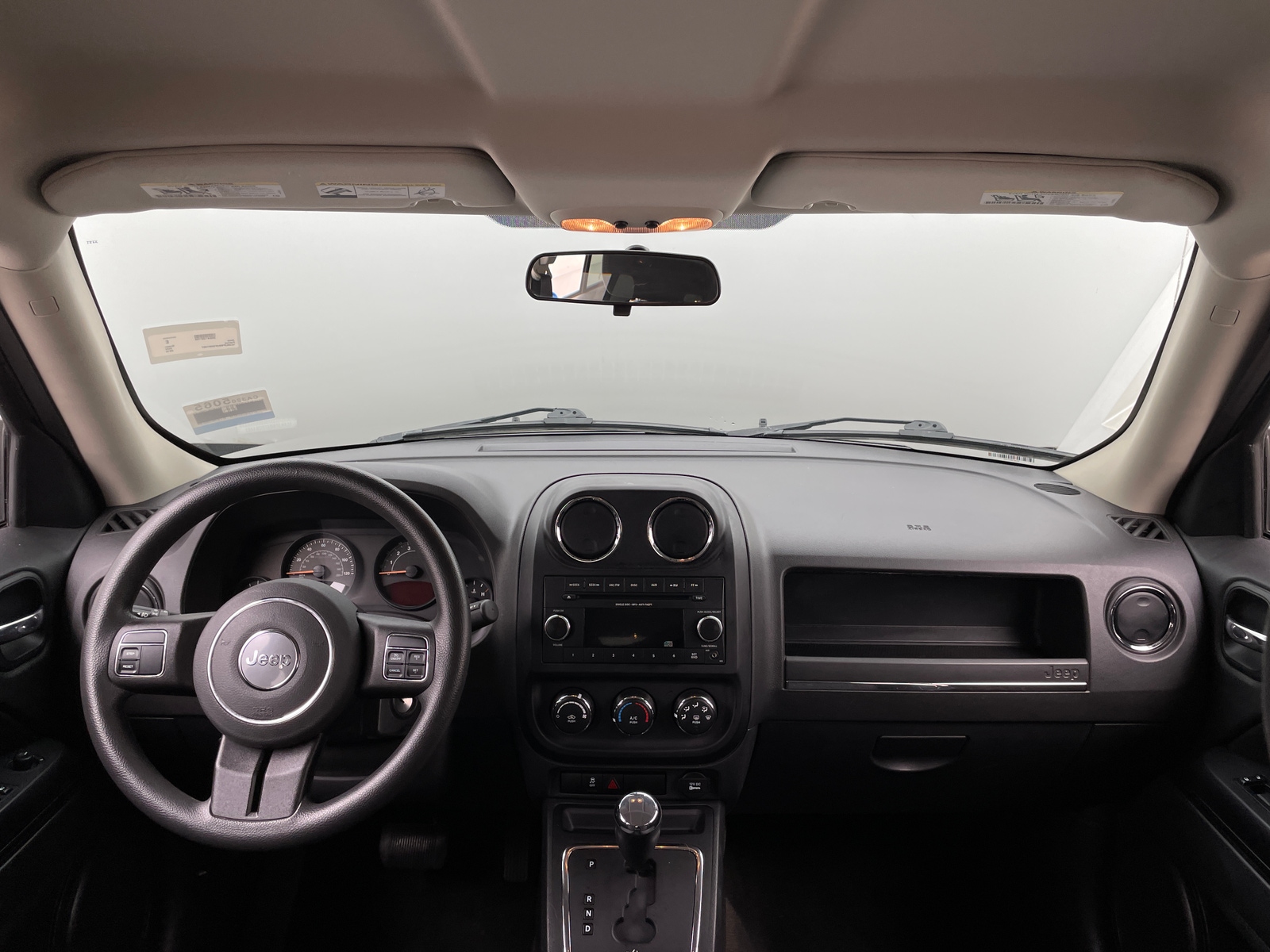 Thumbnail: 2015 Jeep Patriot - 3