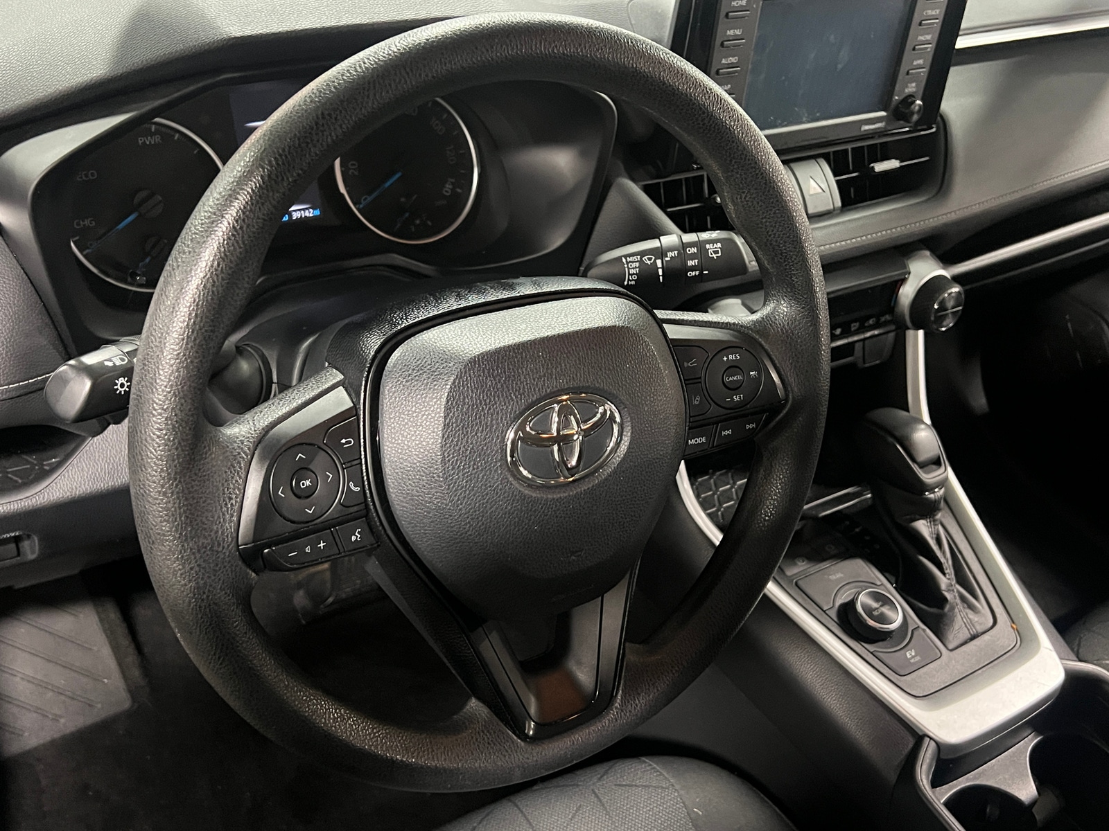 Thumbnail: 2020 Toyota RAV4 - 5
