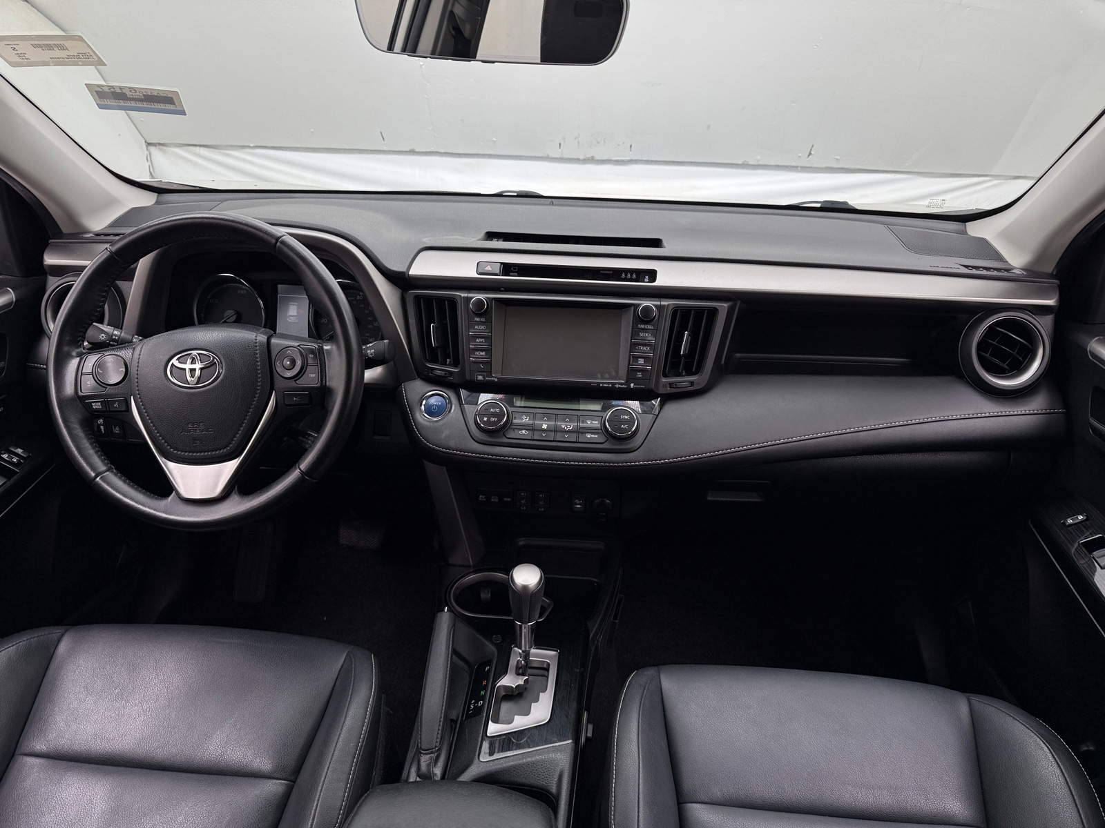 Thumbnail: 2017 Toyota RAV4 - 2