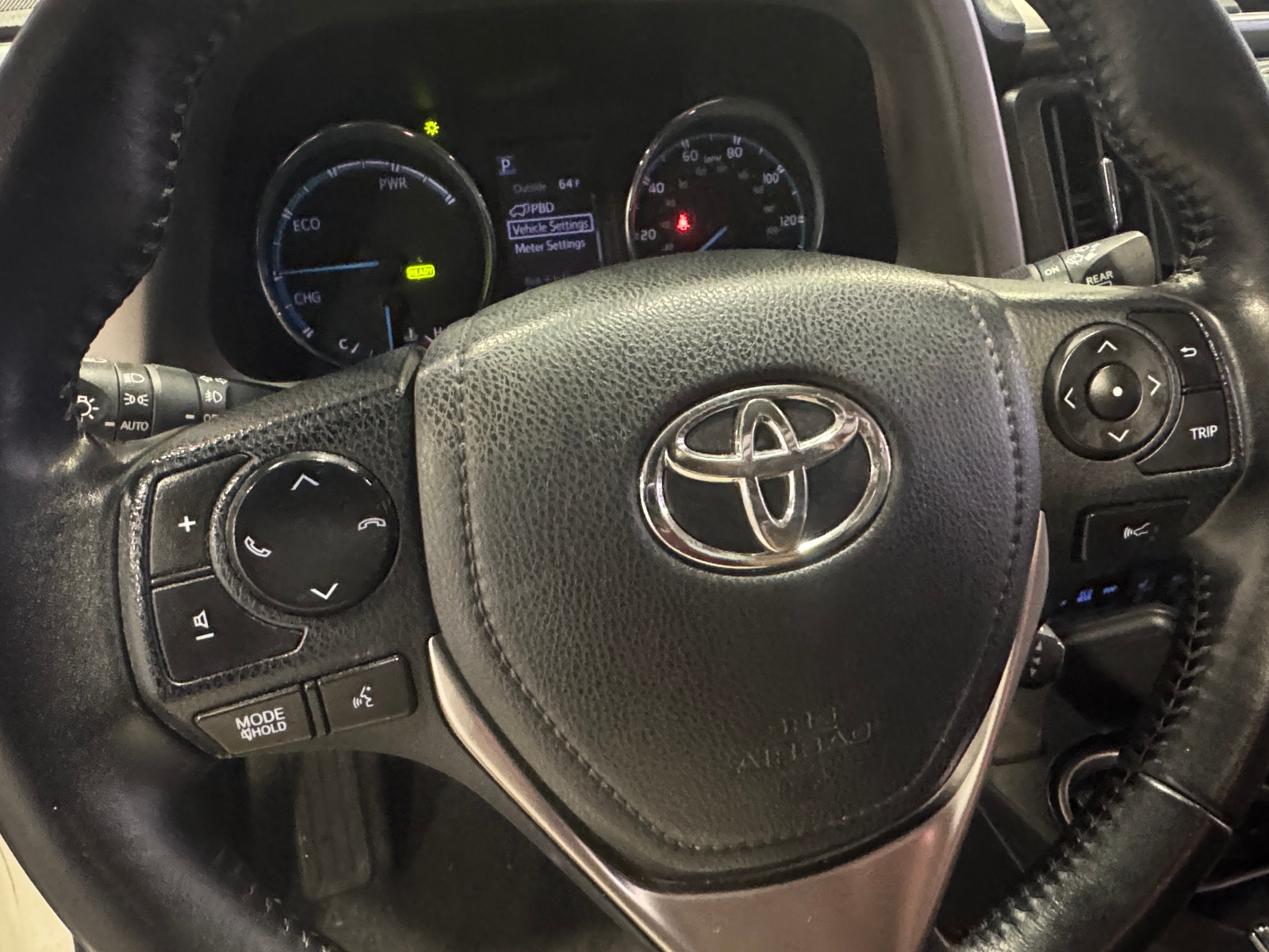 Thumbnail: 2017 Toyota RAV4 - 4