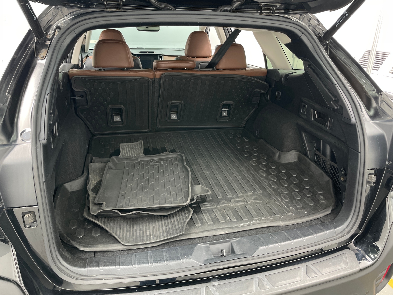 Thumbnail: 2020 Subaru Outback - 6