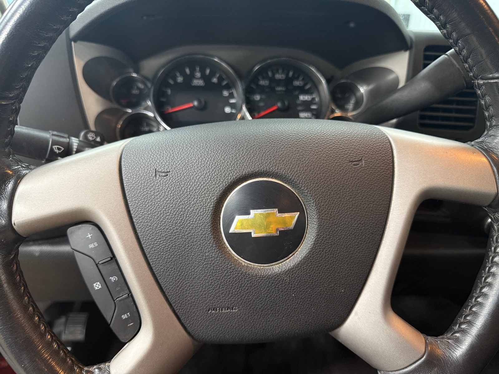 Thumbnail: 2010 Chevrolet Silverado 1500 - 5