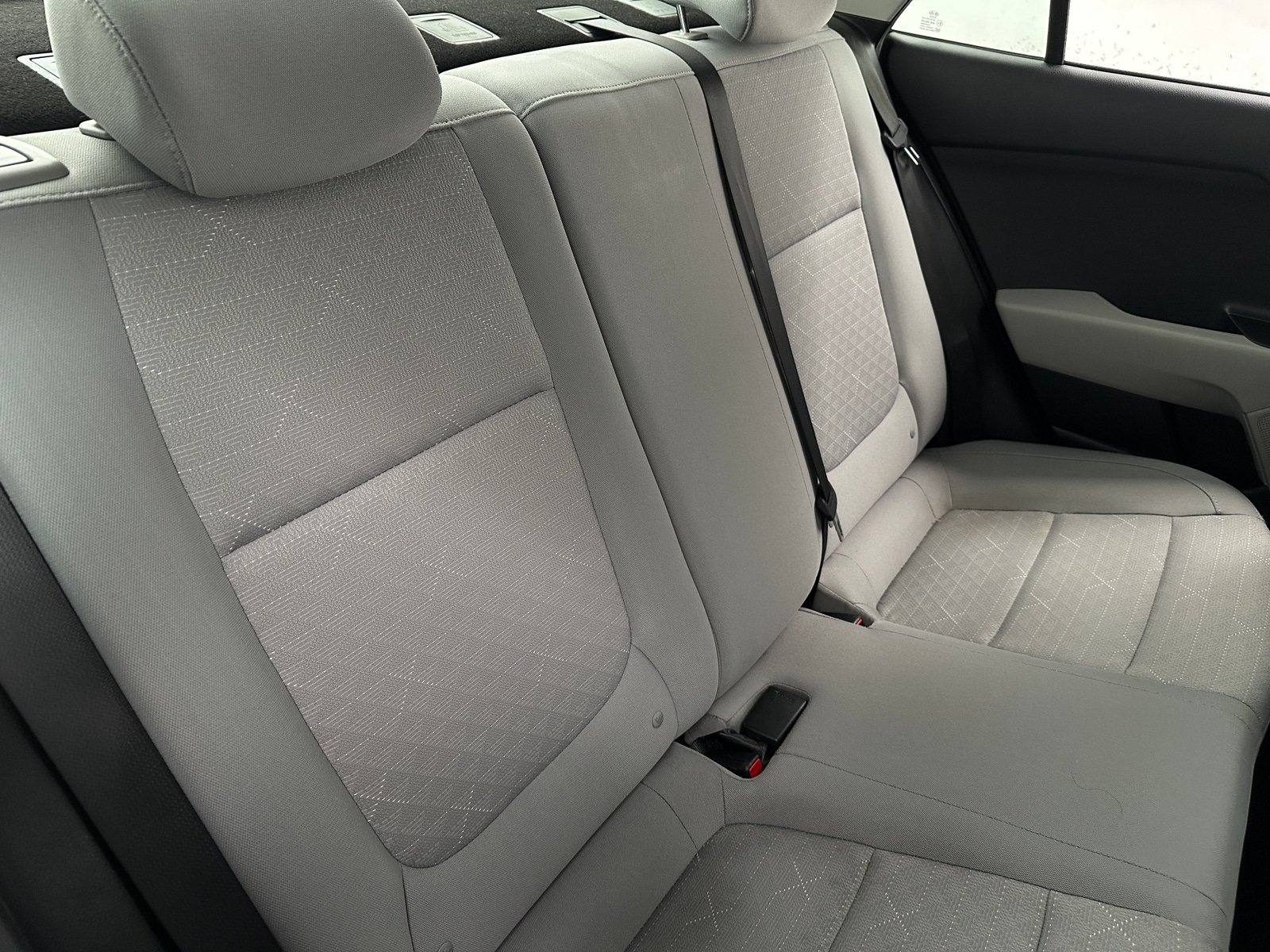 Thumbnail: 2019 Kia Rio - 6