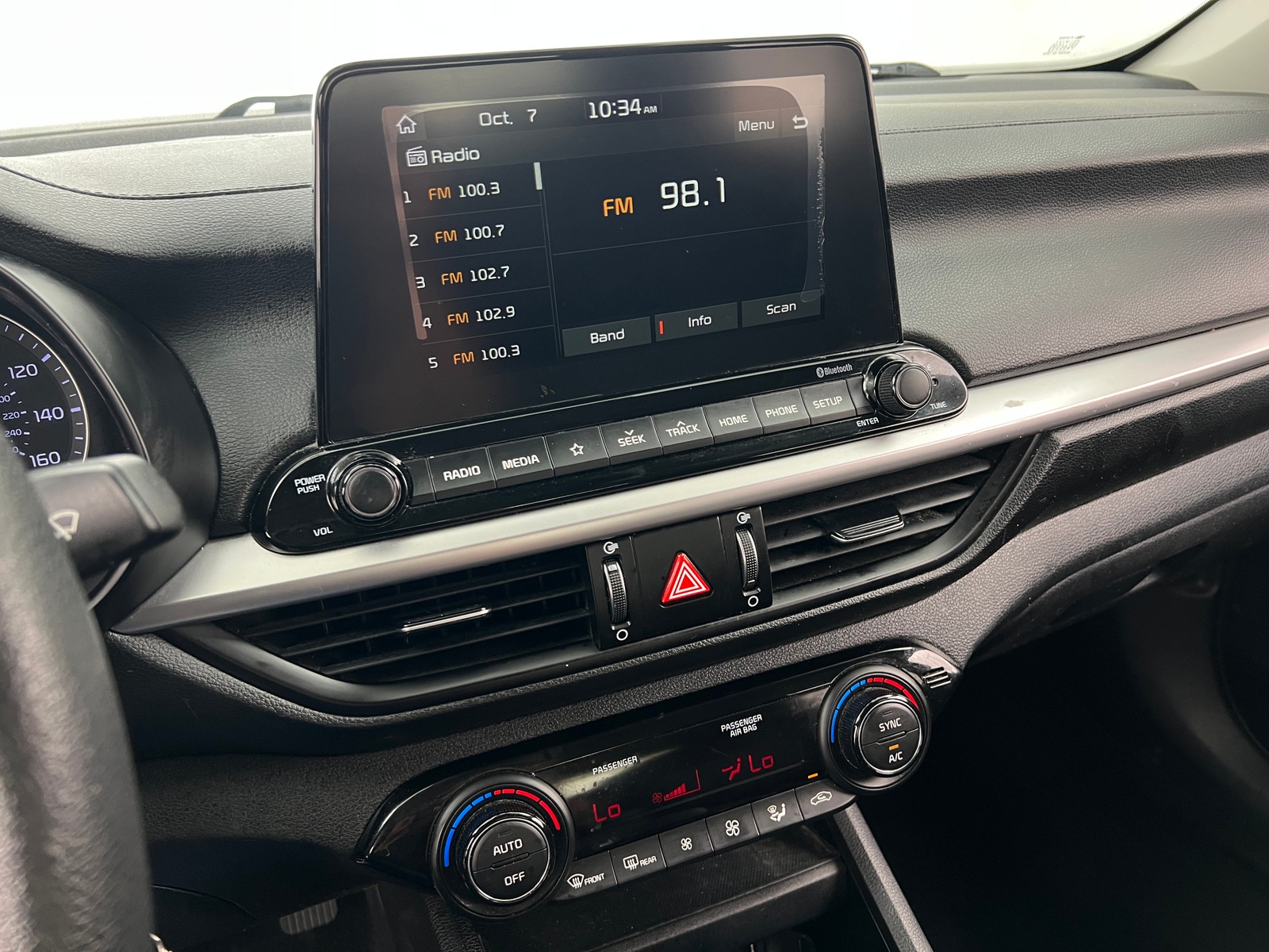 Thumbnail: 2019 Kia Forte - 4