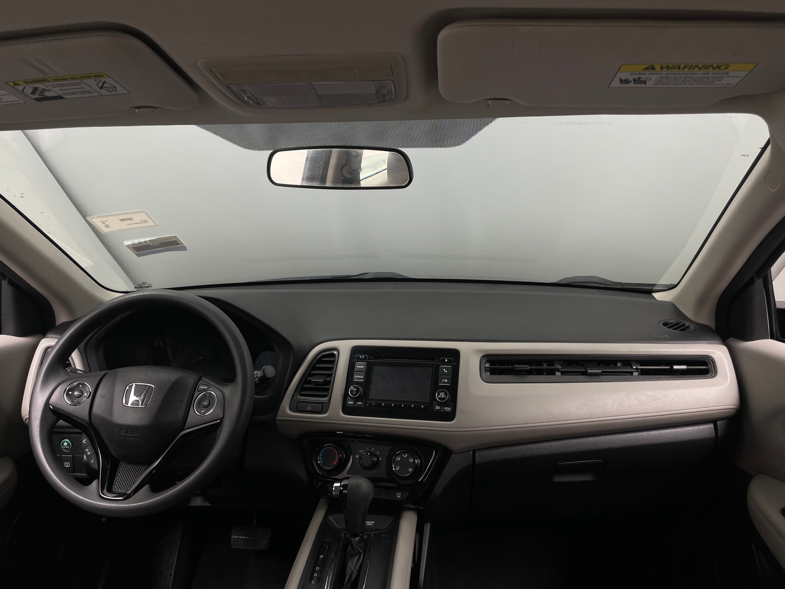 Thumbnail: 2016 Honda HR-V - 3