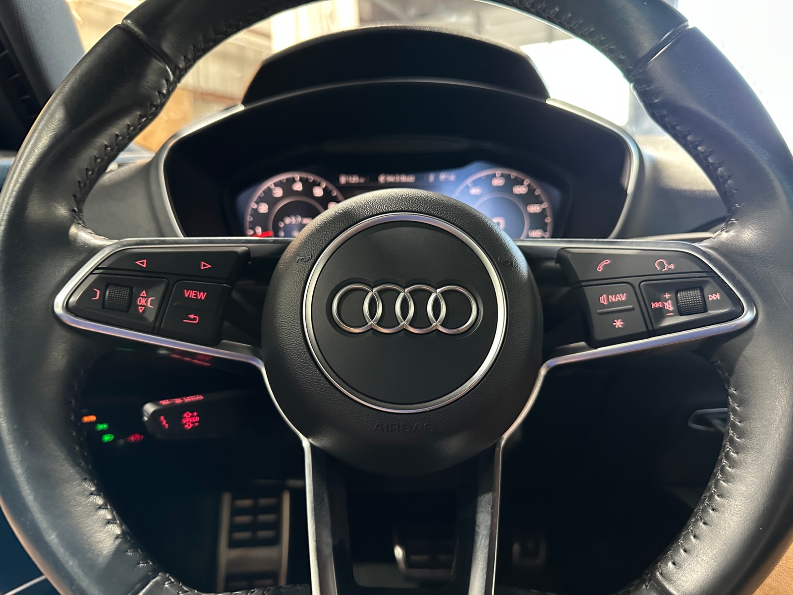 Thumbnail: 2016 Audi TT - 4