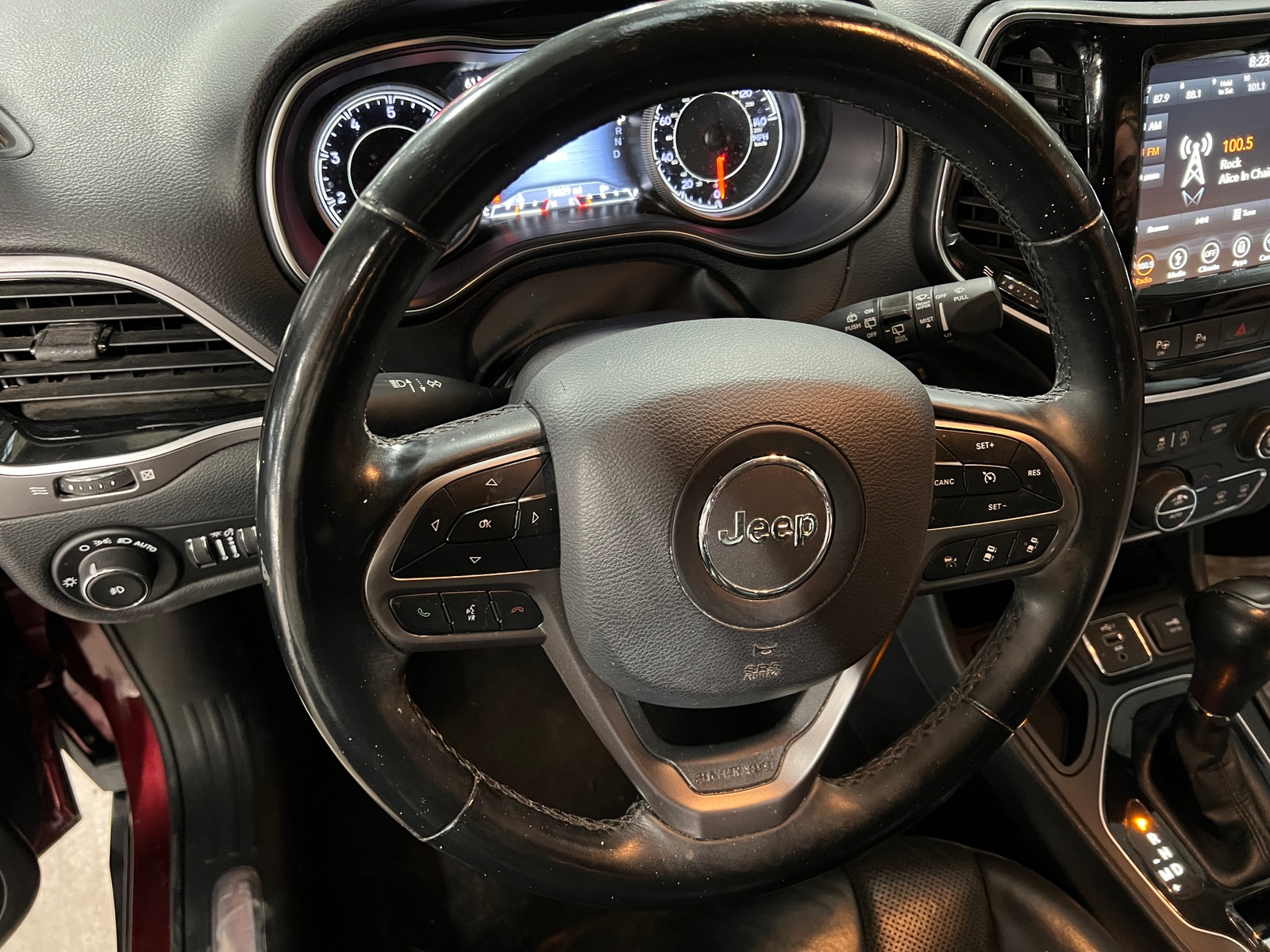 Thumbnail: 2019 Jeep Cherokee - 4