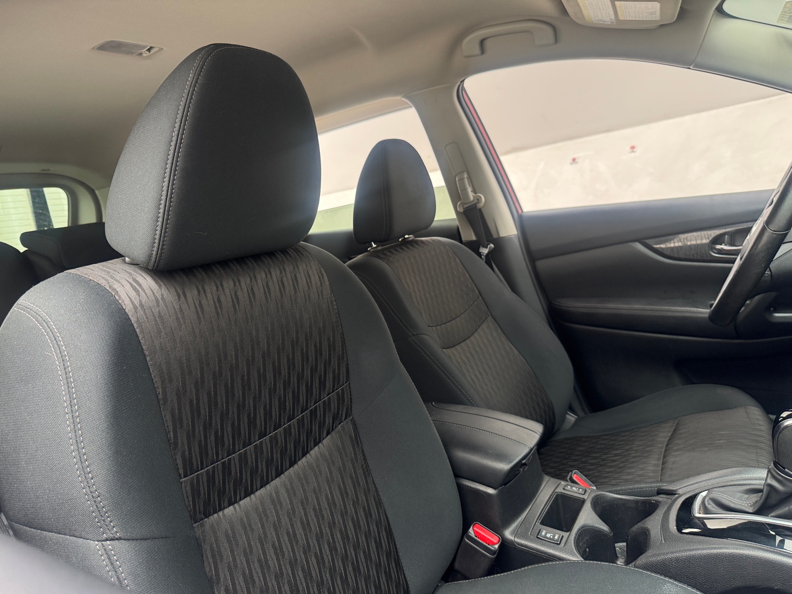 Thumbnail: 2018 Nissan Rogue - 2