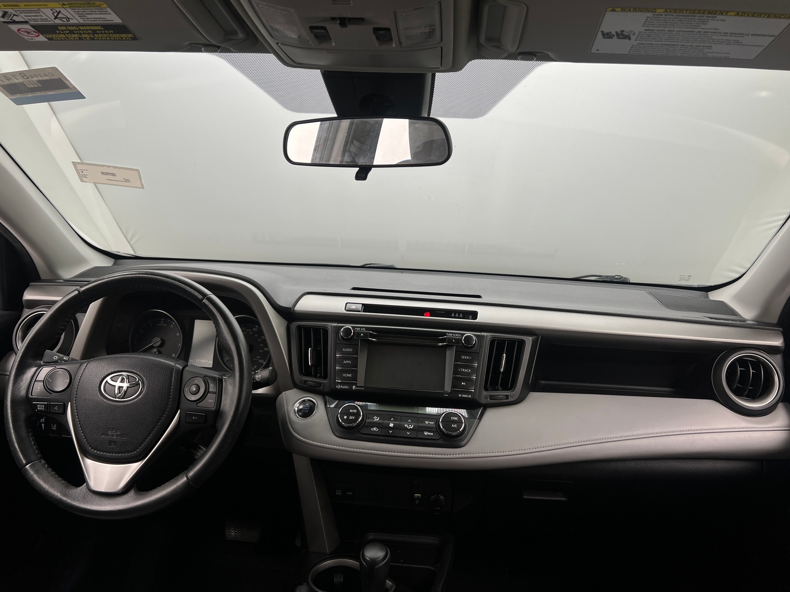 Thumbnail: 2018 Toyota RAV4 - 3