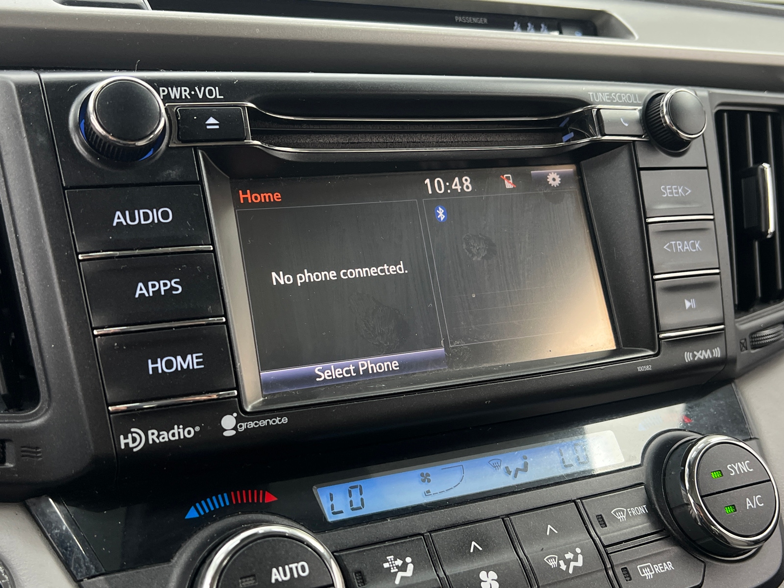 Thumbnail: 2018 Toyota RAV4 - 4