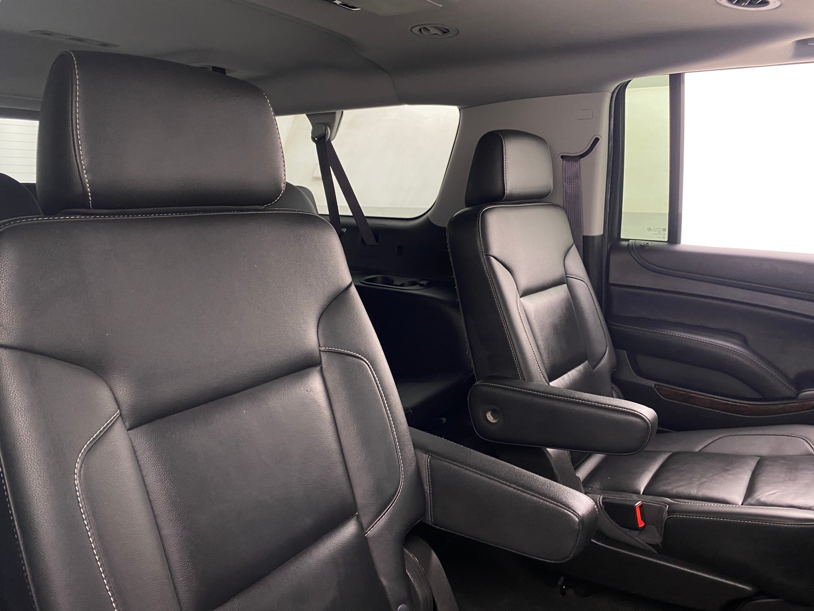 Thumbnail: 2017 Chevrolet Suburban - 5