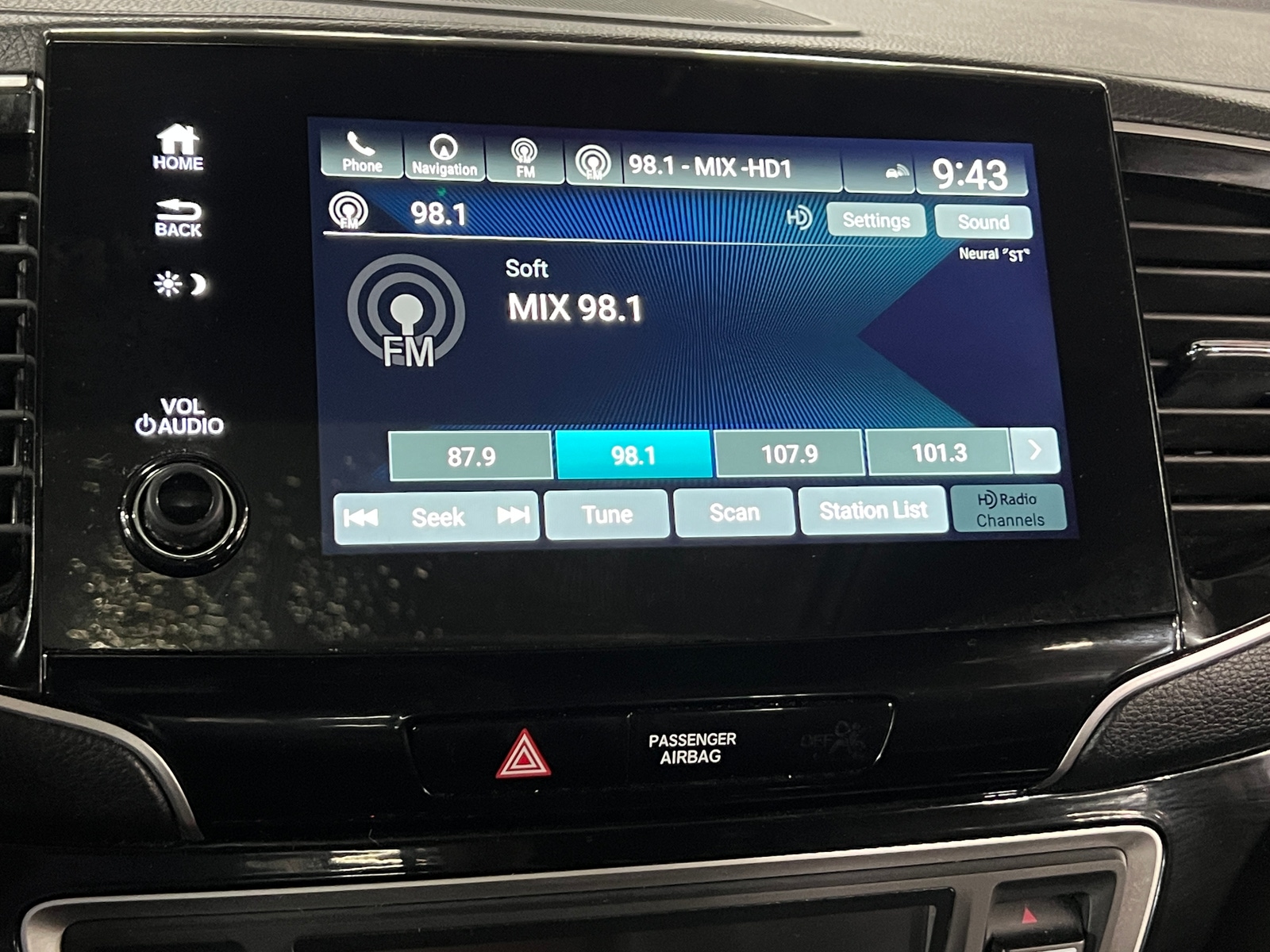 Thumbnail: 2019 Honda Pilot - 3