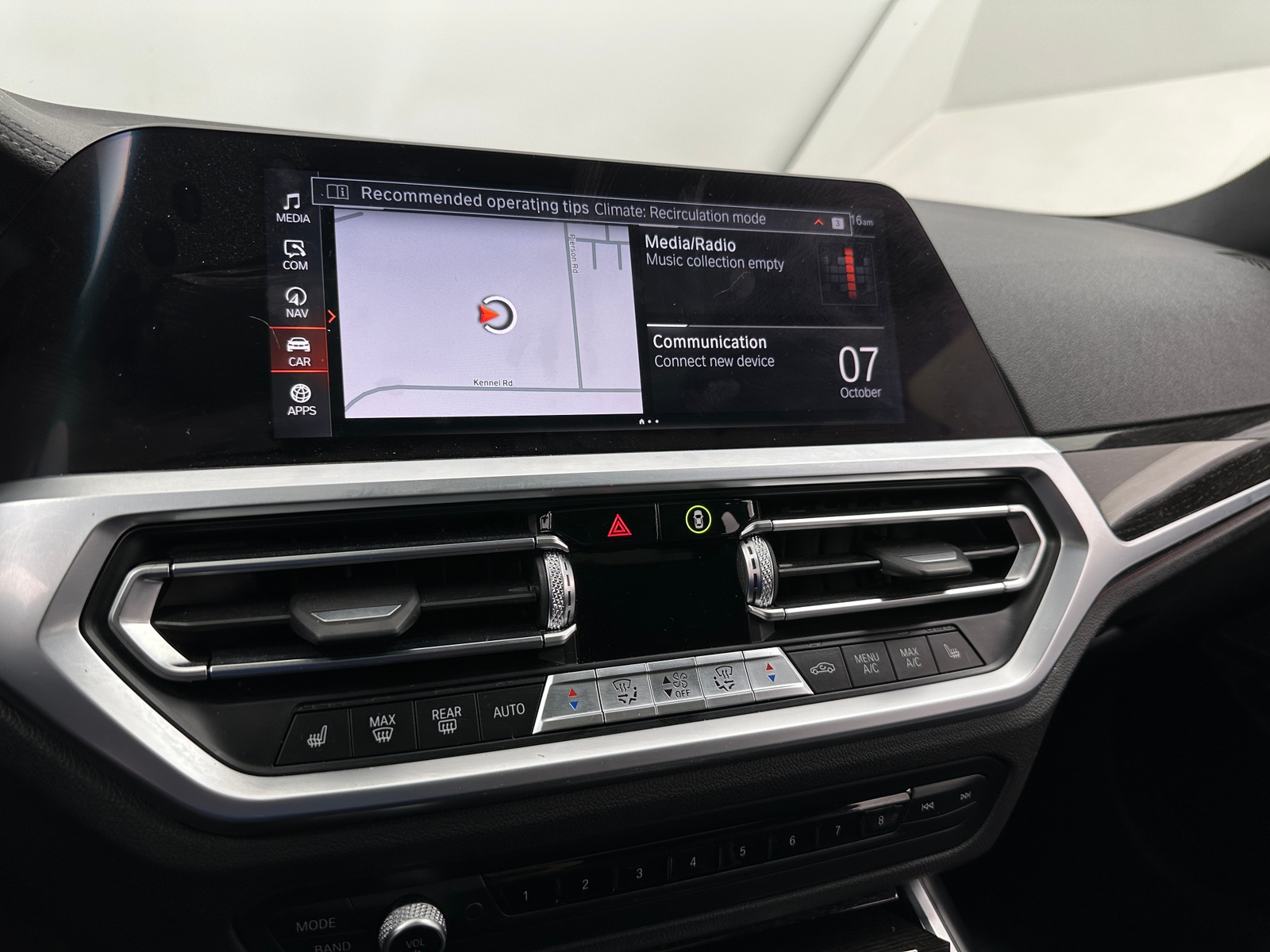 Thumbnail: 2020 BMW 3 Series - 3