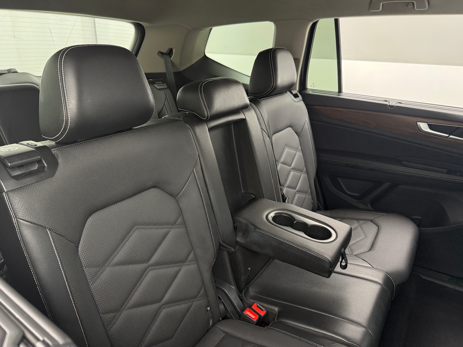 Thumbnail: 2024 Volkswagen Atlas - 5