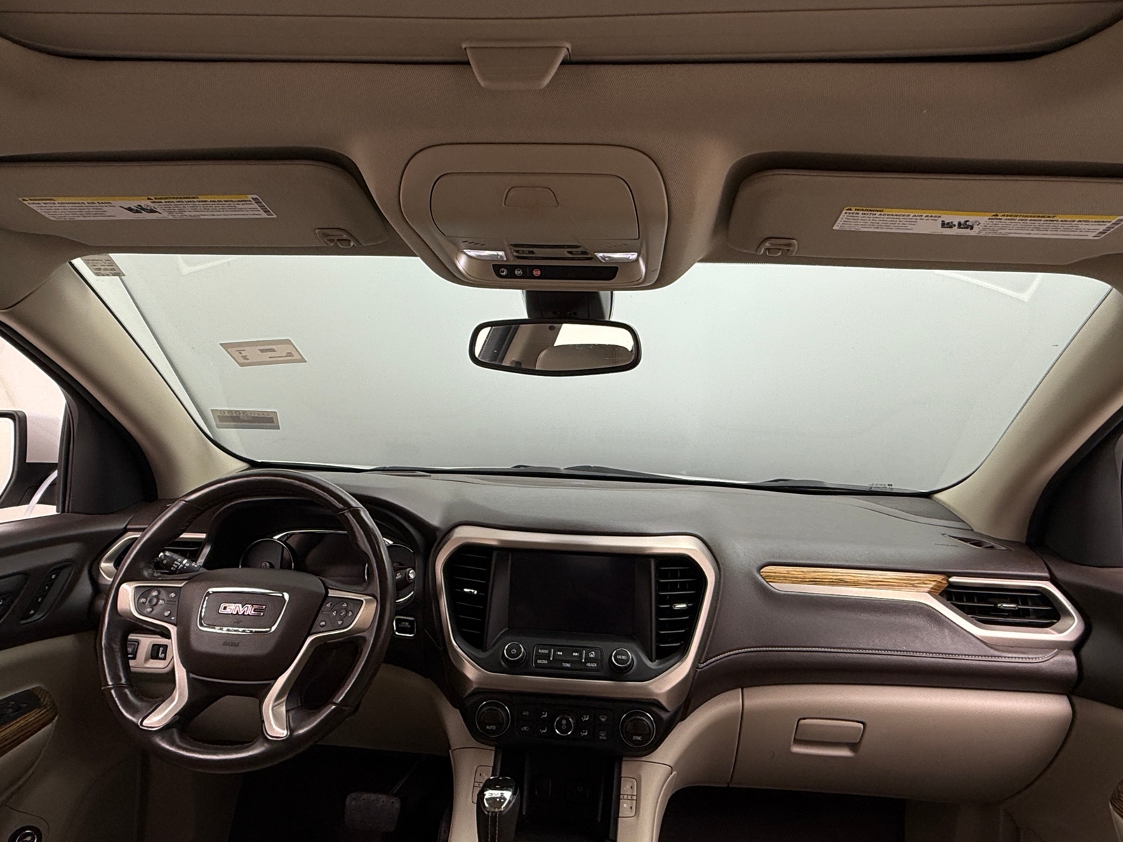 Thumbnail: 2017 GMC Acadia - 2