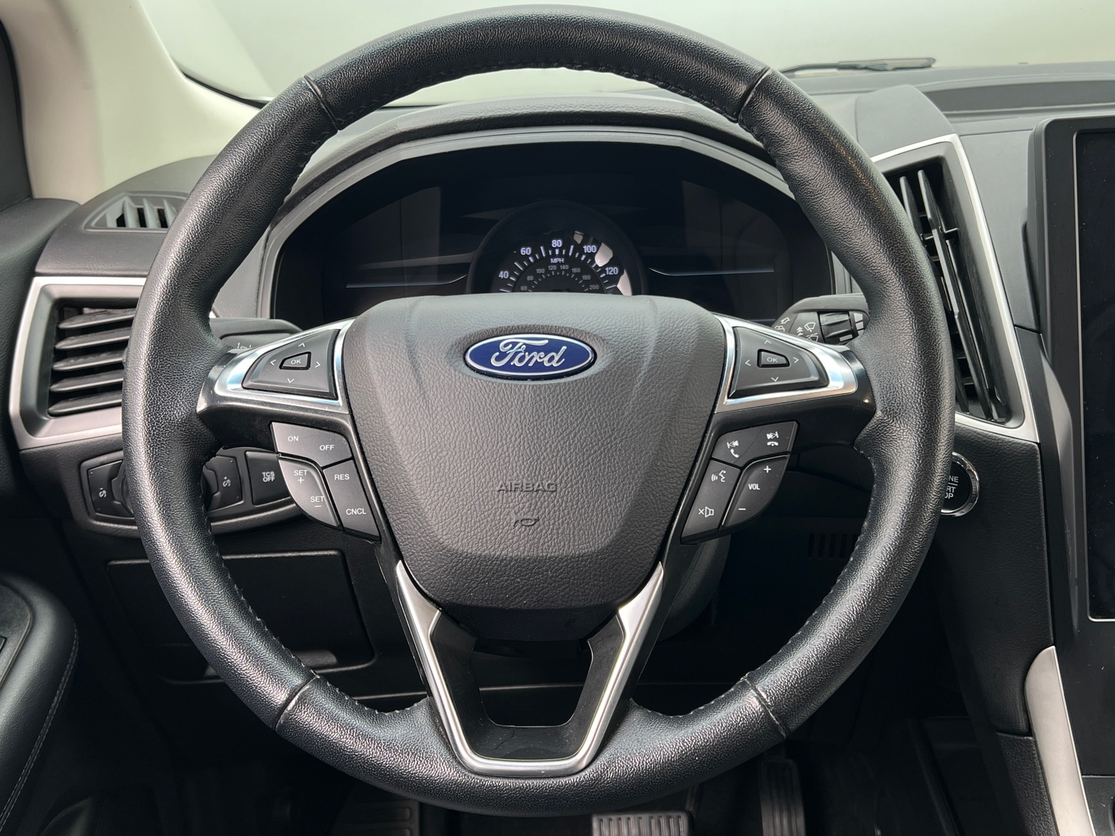 Thumbnail: 2024 Ford Edge - 4