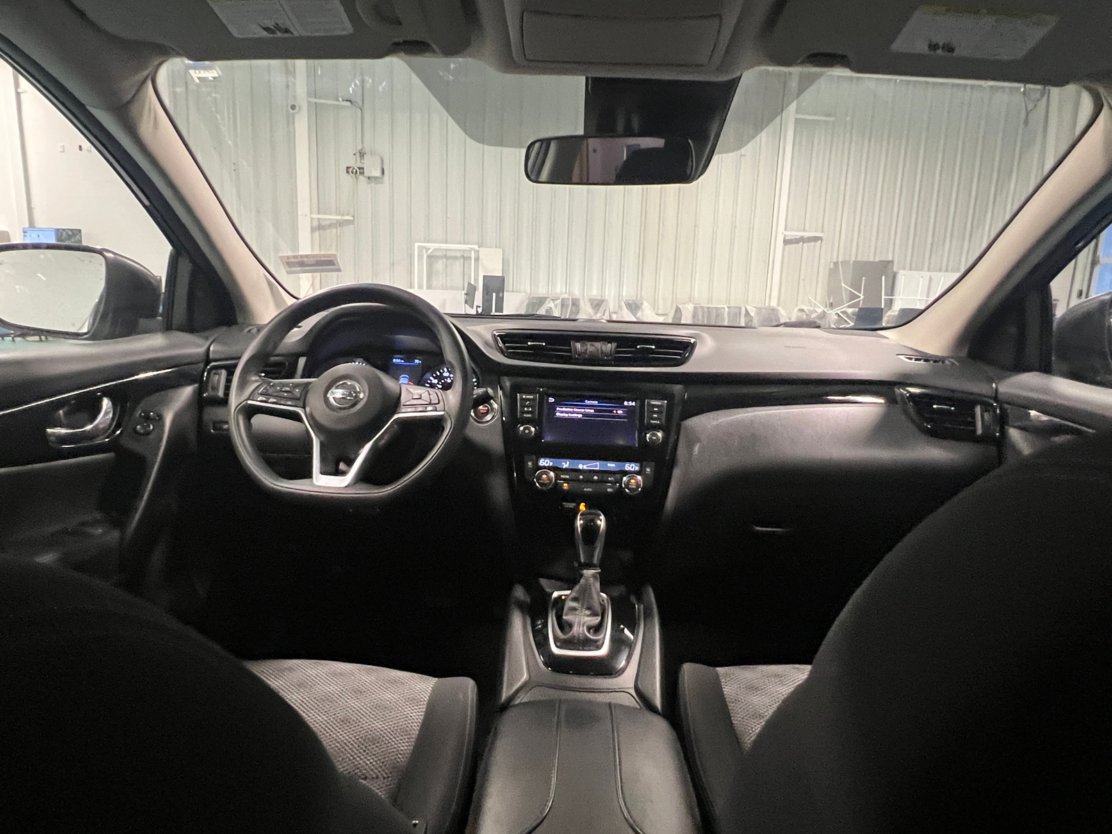 Thumbnail: 2019 Nissan Rogue Sport - 3