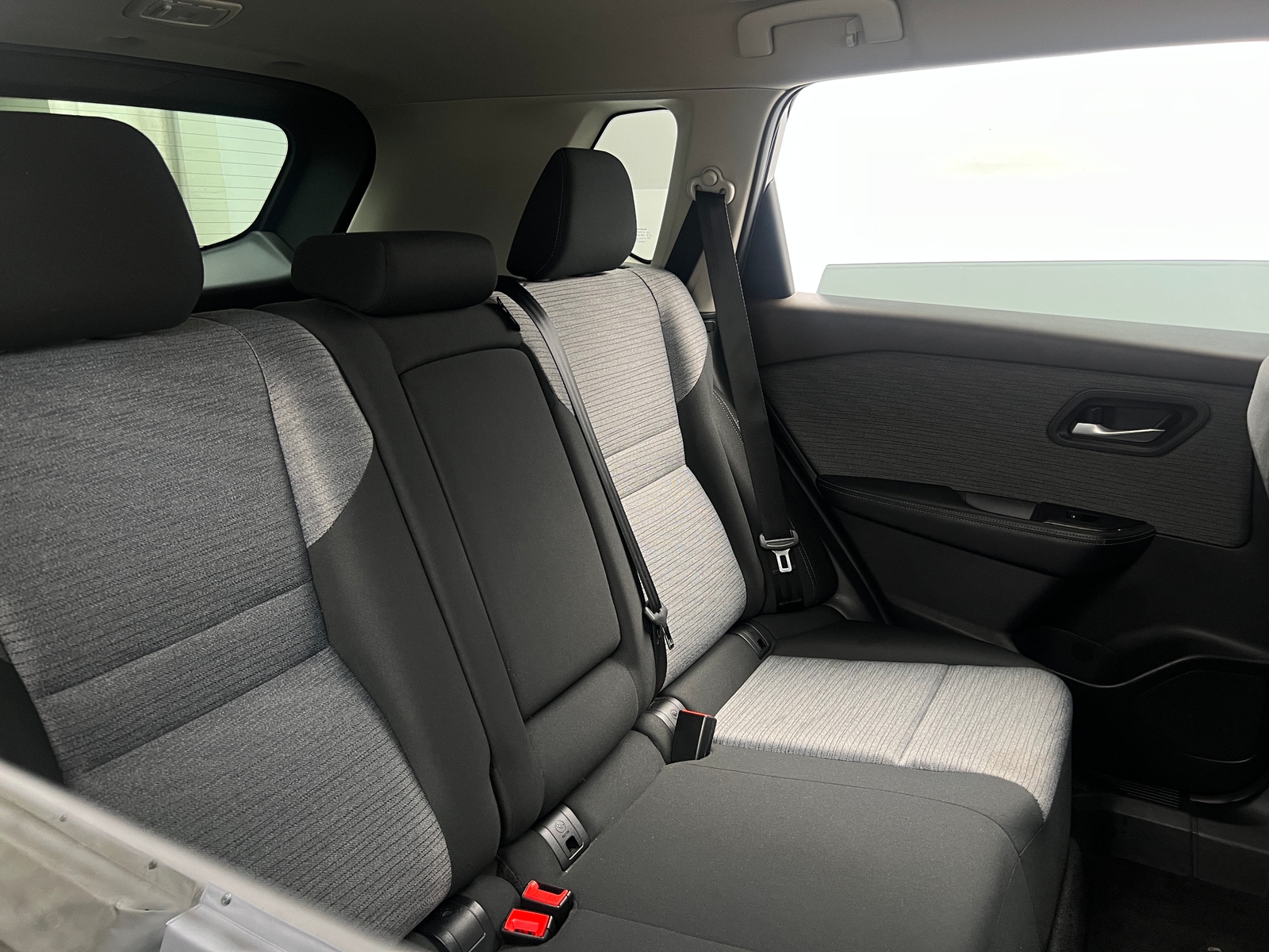 Thumbnail: 2023 Nissan Rogue - 6