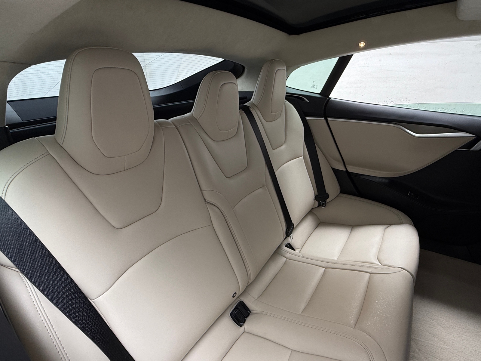 Thumbnail: 2018 Tesla Model S - 5