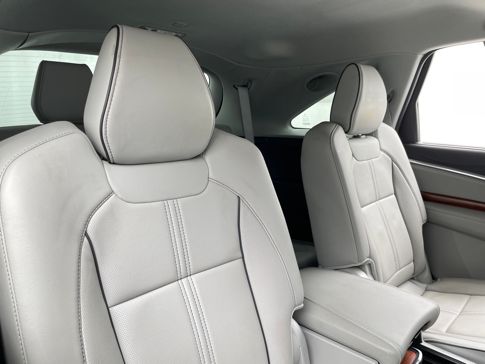 Thumbnail: 2017 Acura MDX - 5
