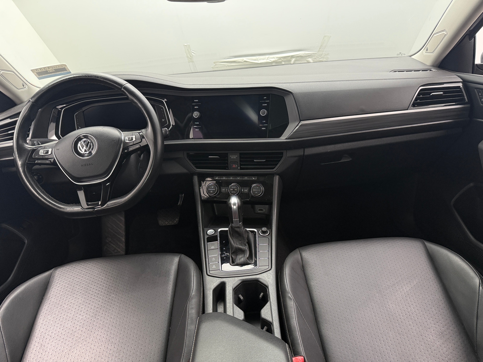 Thumbnail: 2019 Volkswagen Jetta - 2