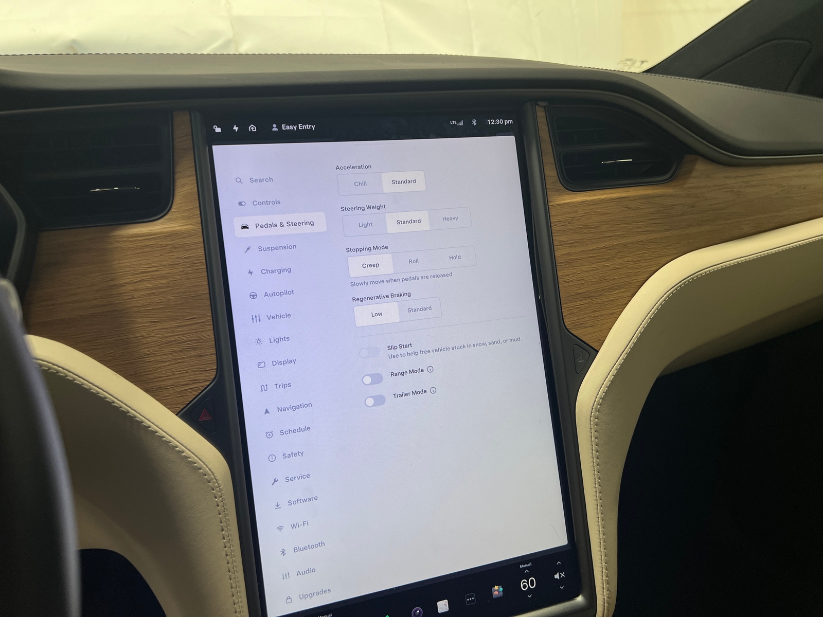 Thumbnail: 2020 Tesla Model X - 3