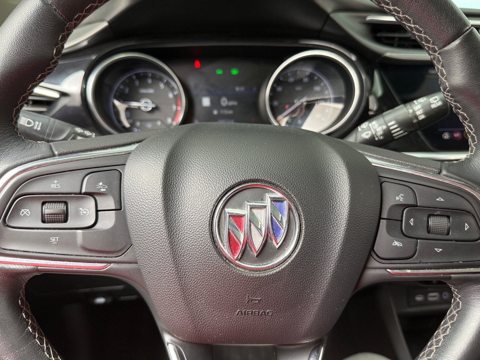 Thumbnail: 2022 Buick Encore GX - 5