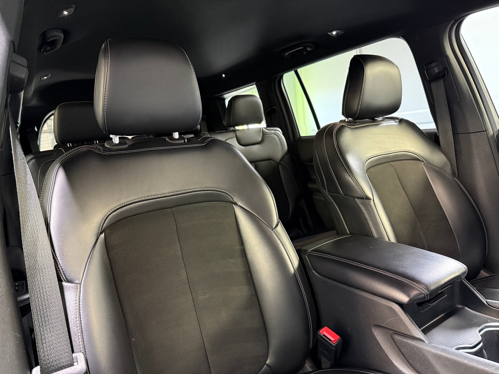 Thumbnail: 2024 Jeep Grand Cherokee L - 2