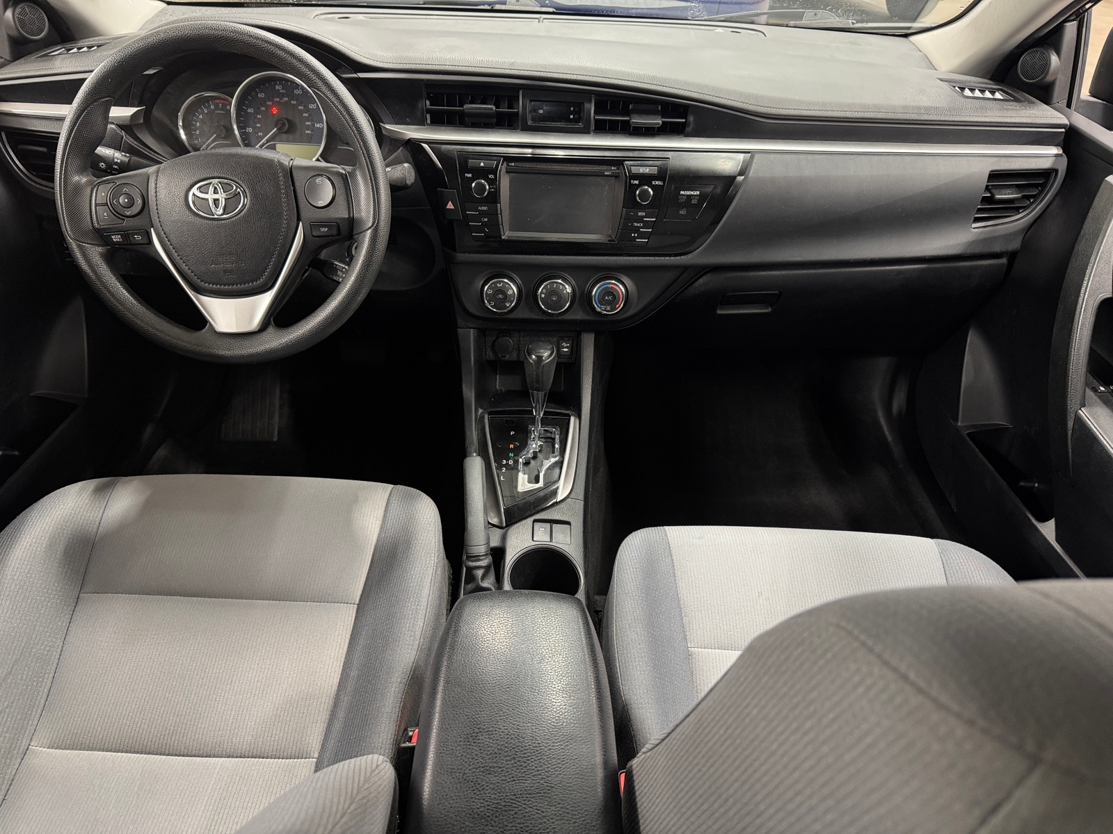 Thumbnail: 2016 Toyota Corolla - 3