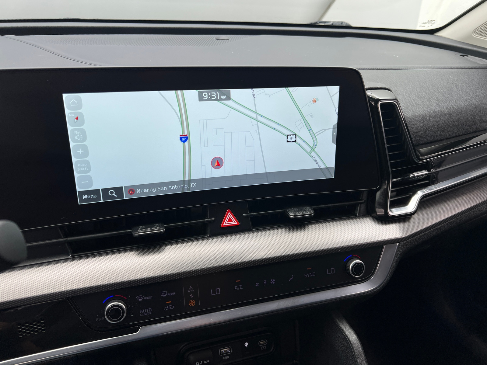 Thumbnail: 2023 Kia Sportage - 3