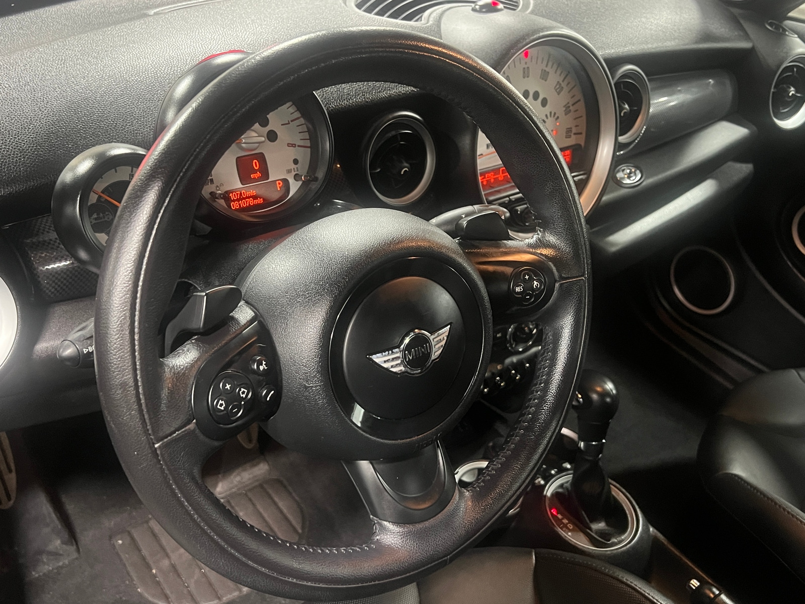 Thumbnail: 2013 MINI Cooper Roadster - 4