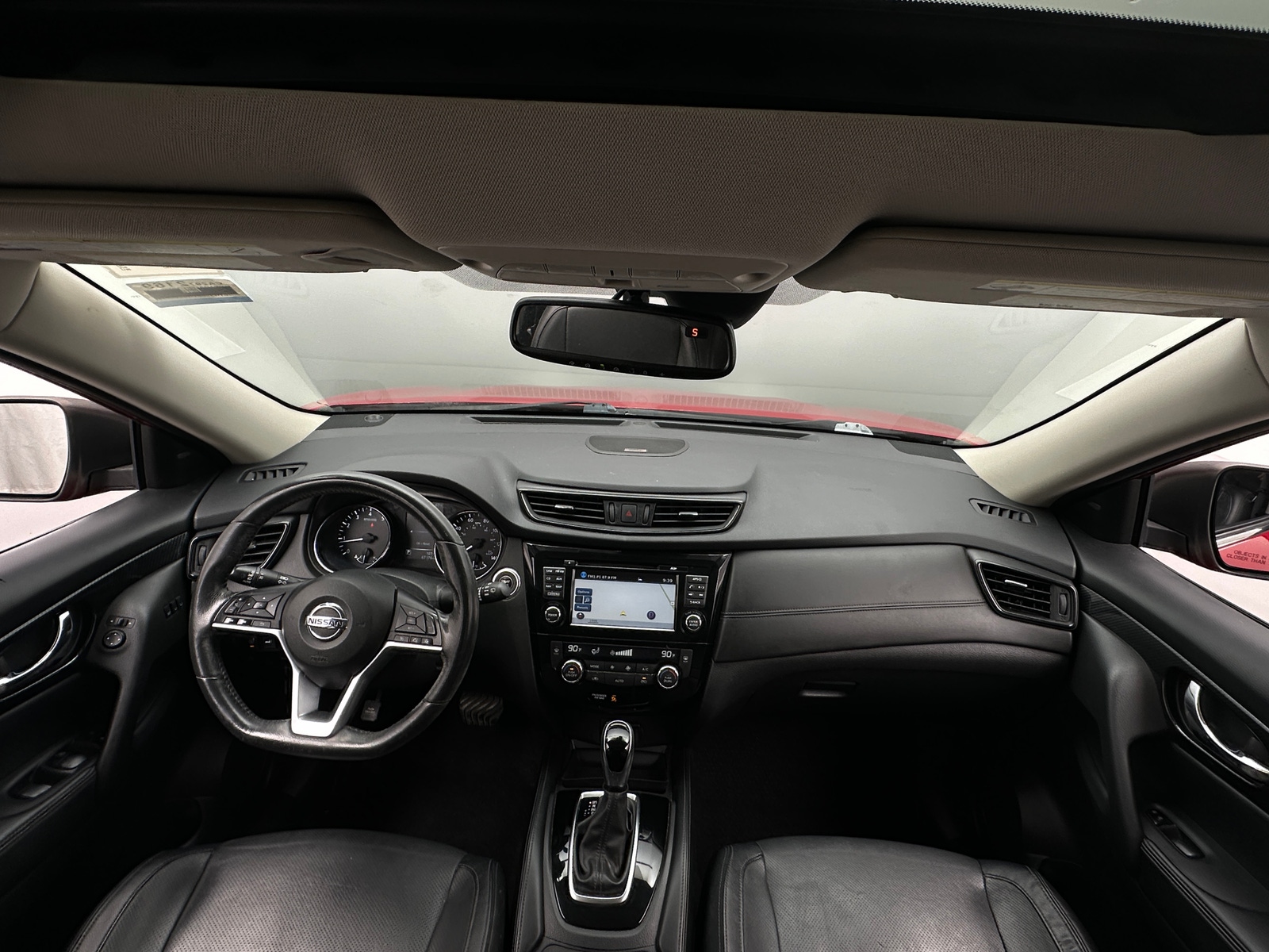 Thumbnail: 2017 Nissan Rogue - 2