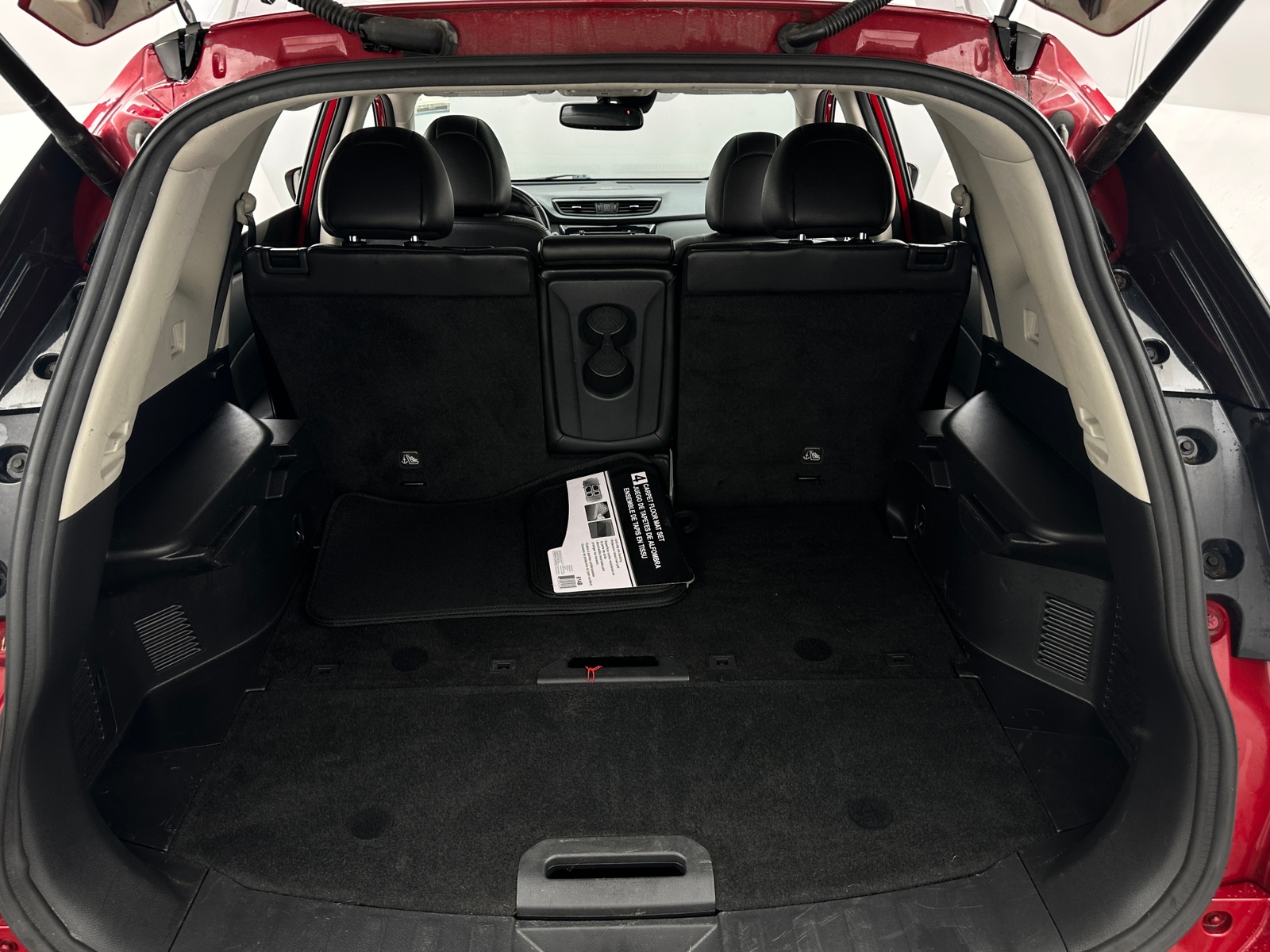 Thumbnail: 2017 Nissan Rogue - 6