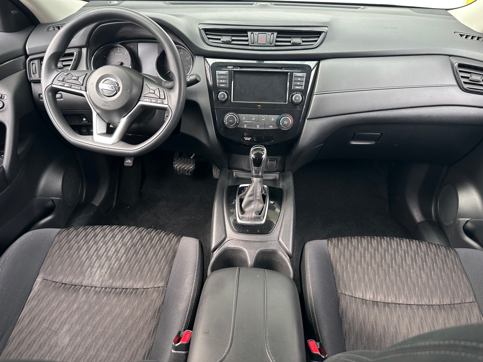 Thumbnail: 2018 Nissan Rogue - 3
