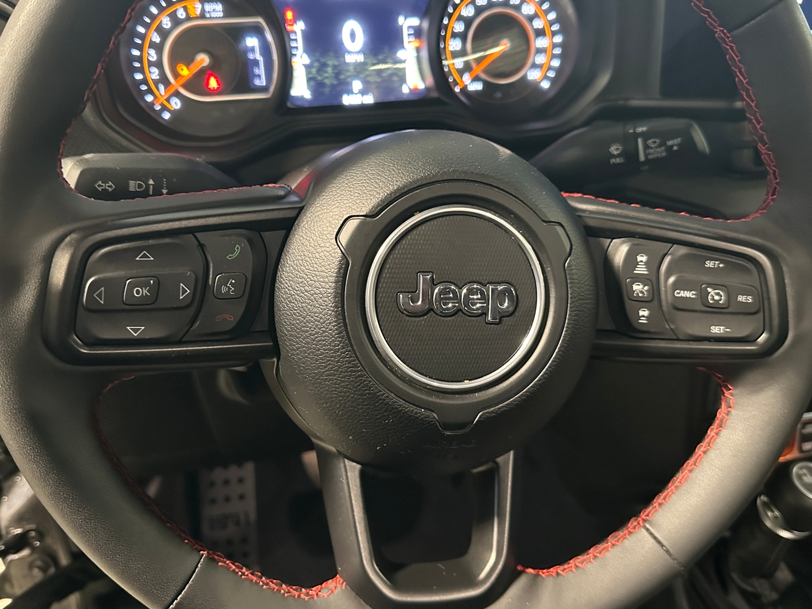 Thumbnail: 2024 Jeep Gladiator - 5