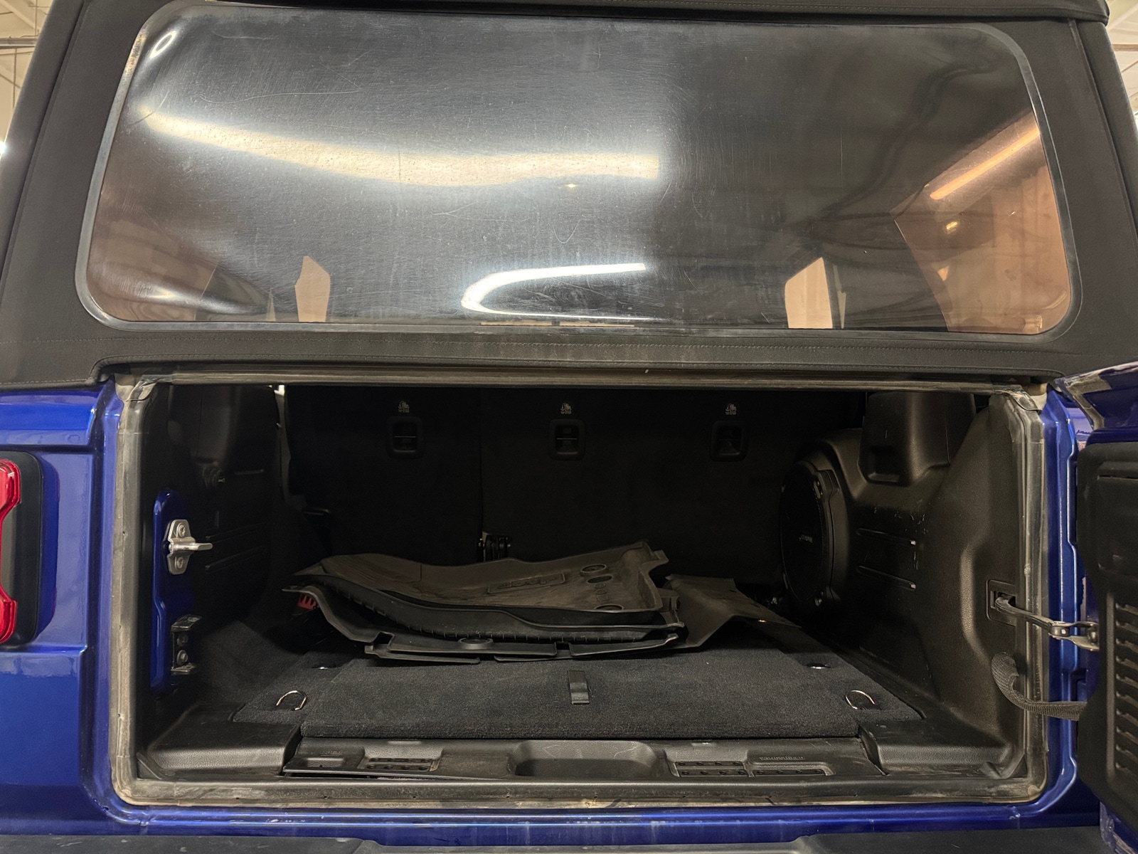 Thumbnail: 2019 Jeep Wrangler - 6