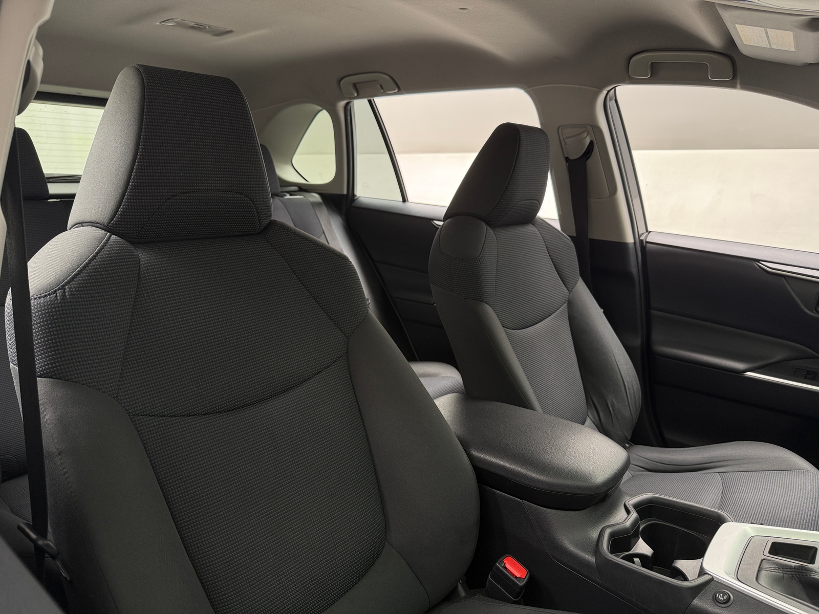 Thumbnail: 2019 Toyota RAV4 - 2