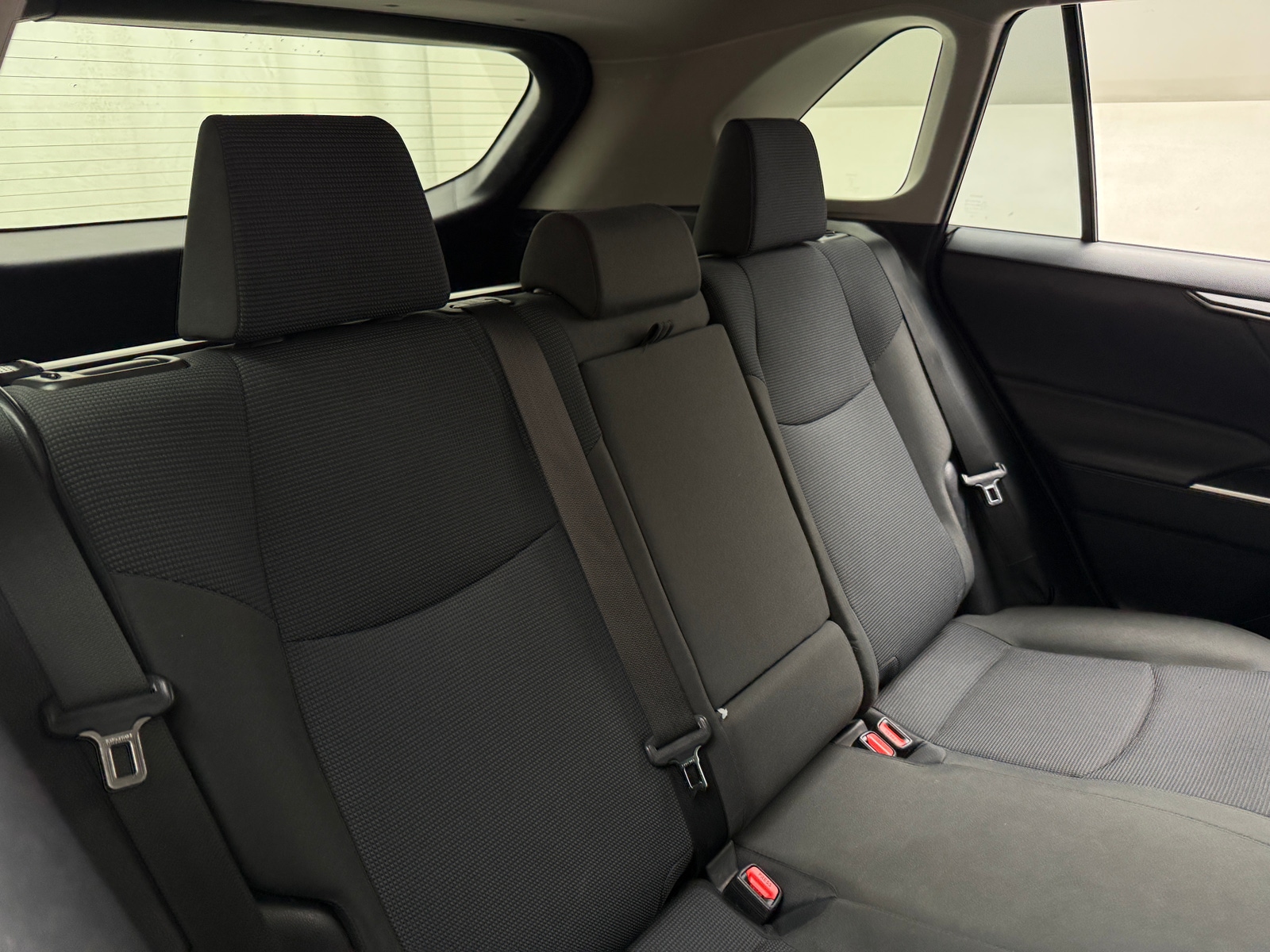 Thumbnail: 2019 Toyota RAV4 - 6