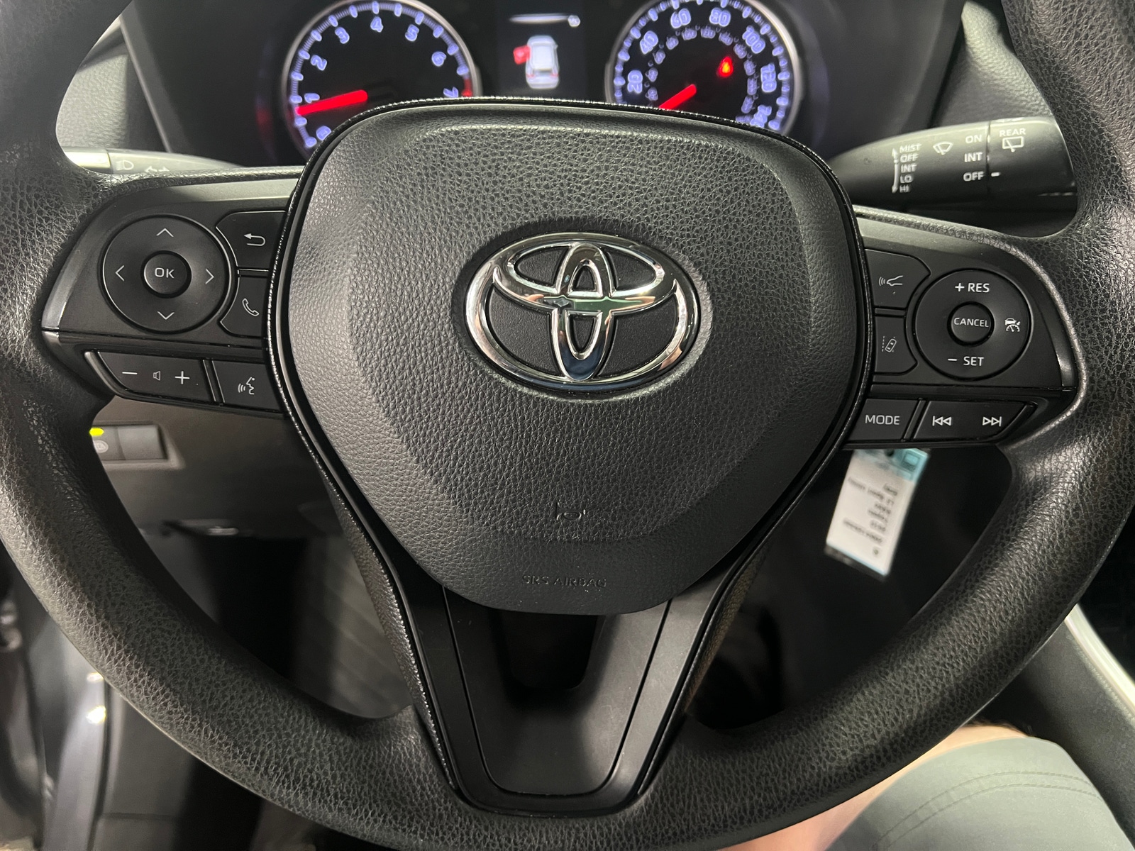Thumbnail: 2019 Toyota RAV4 - 5