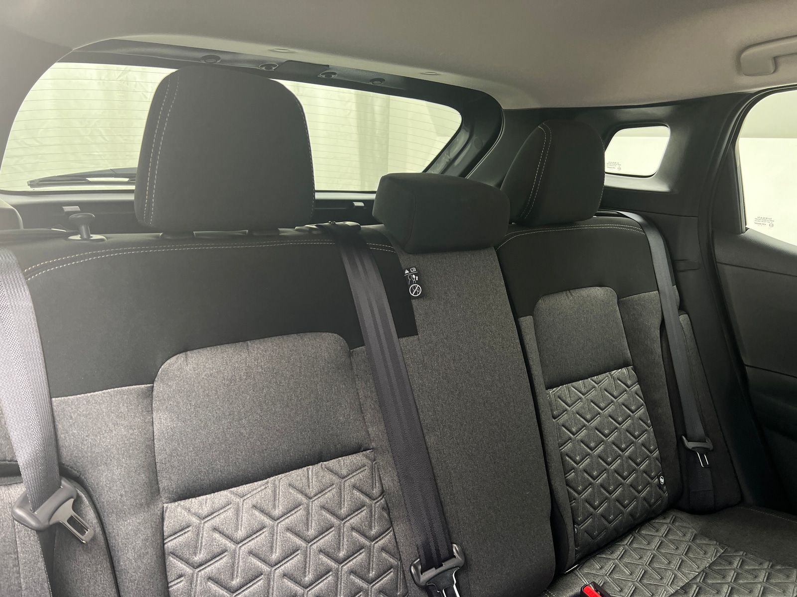 Thumbnail: 2025 Nissan Kicks - 6