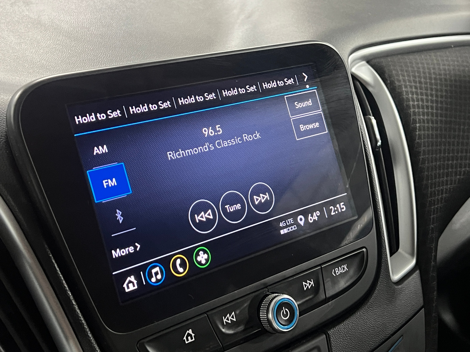 Thumbnail: 2024 Chevrolet Malibu - 4