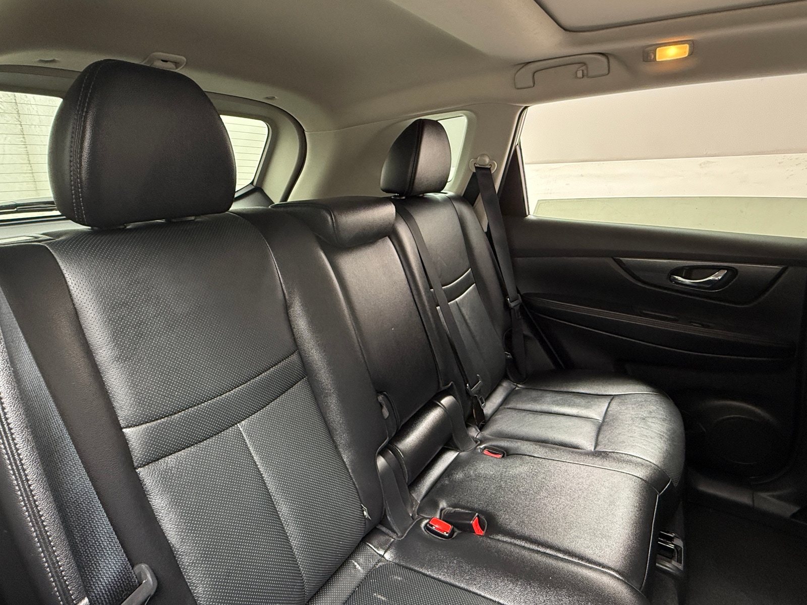 Thumbnail: 2016 Nissan Rogue - 5