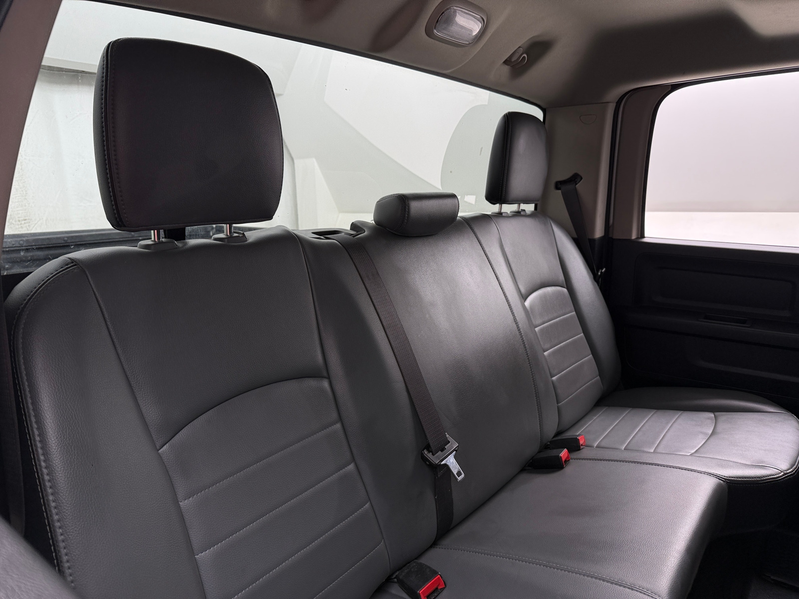 Thumbnail: 2021 RAM 1500 Classic - 5