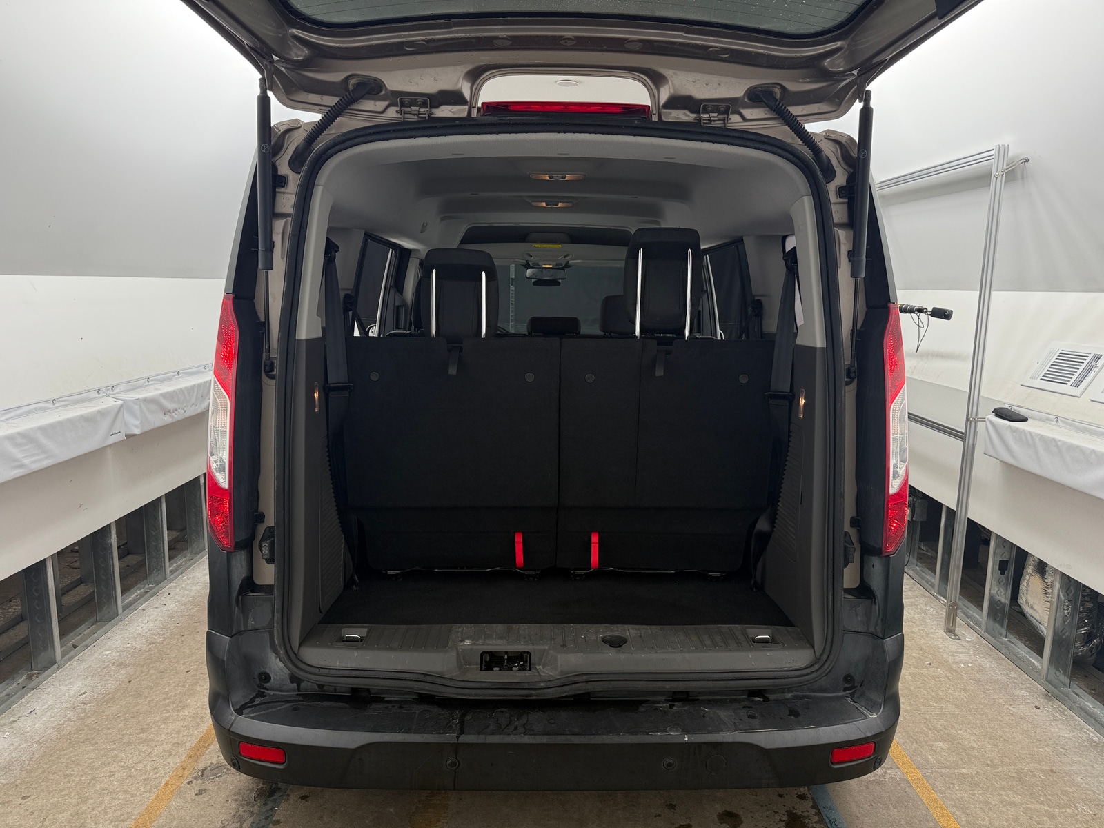 Thumbnail: 2020 Ford Transit Series - 6
