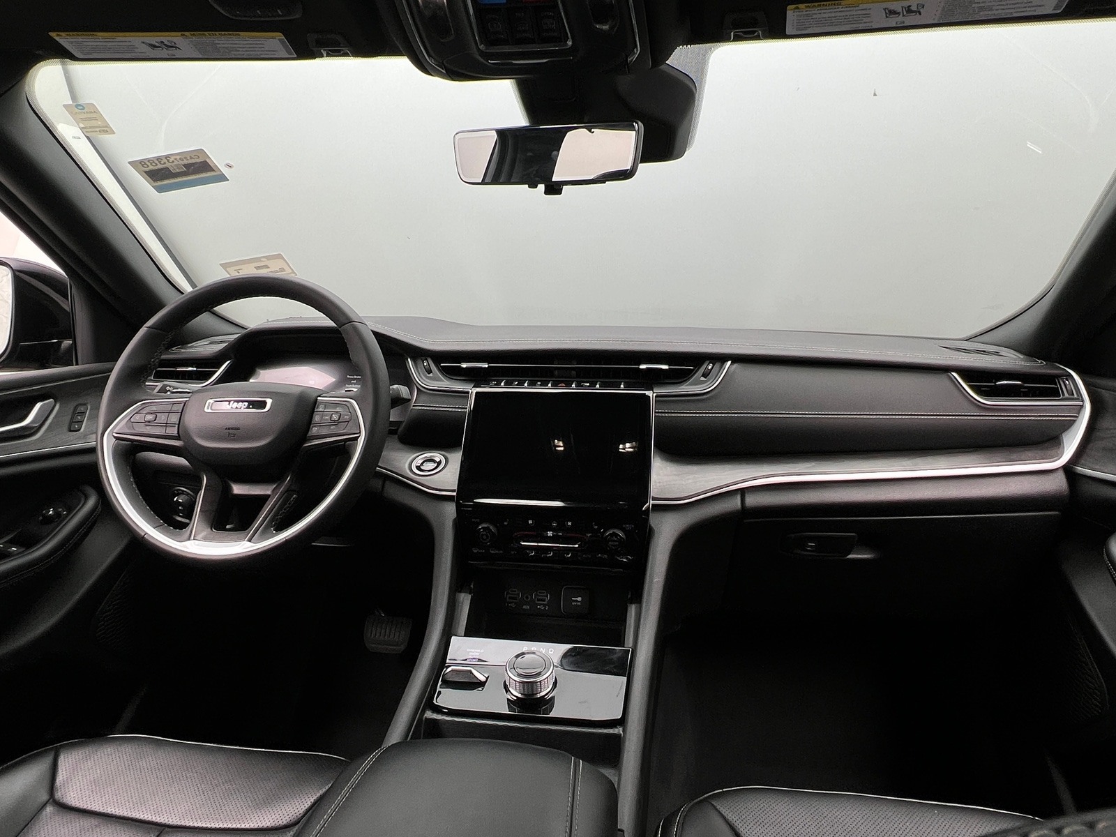 Thumbnail: 2024 Jeep Grand Cherokee L - 2