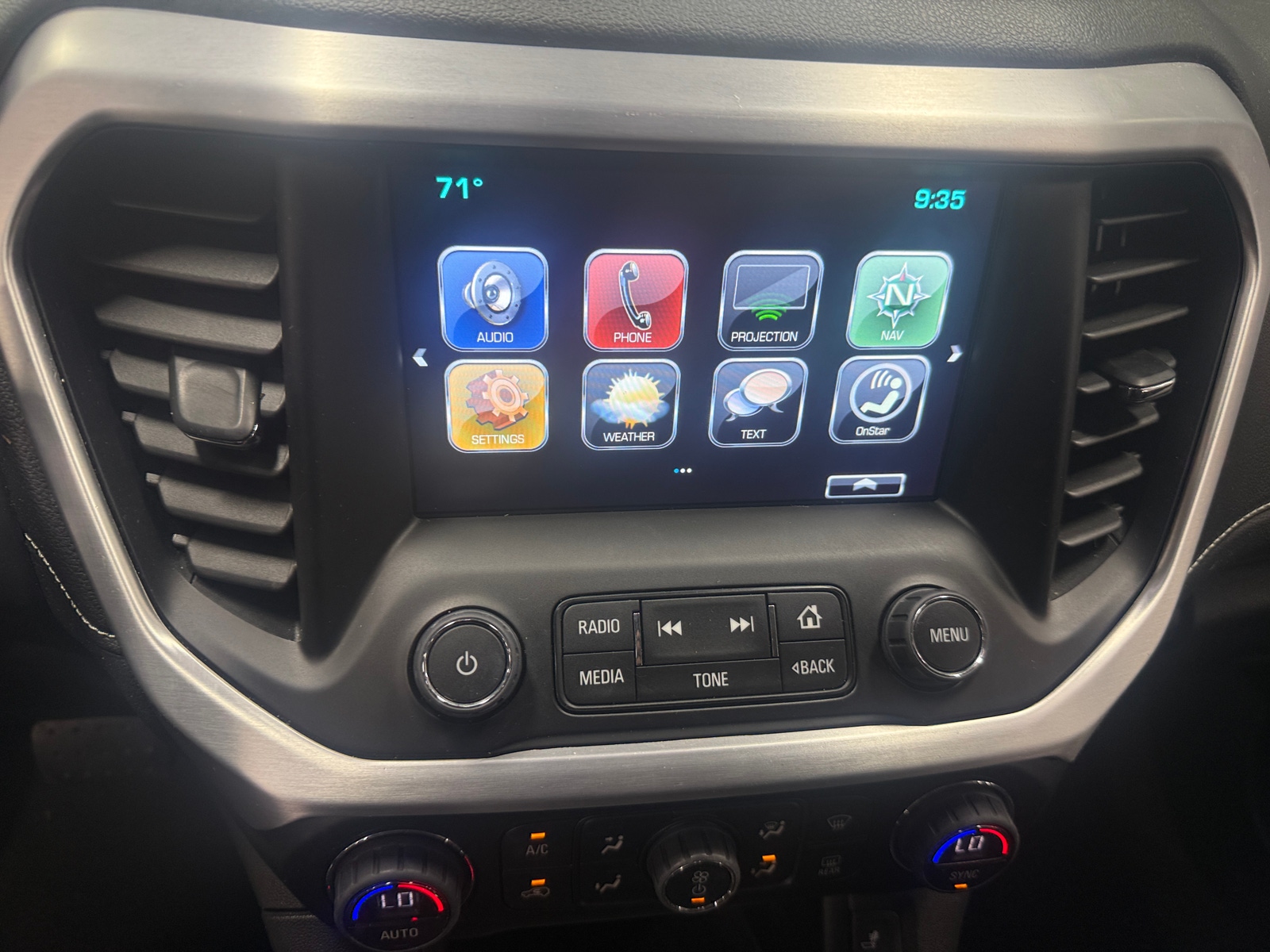 Thumbnail: 2019 GMC Acadia - 3