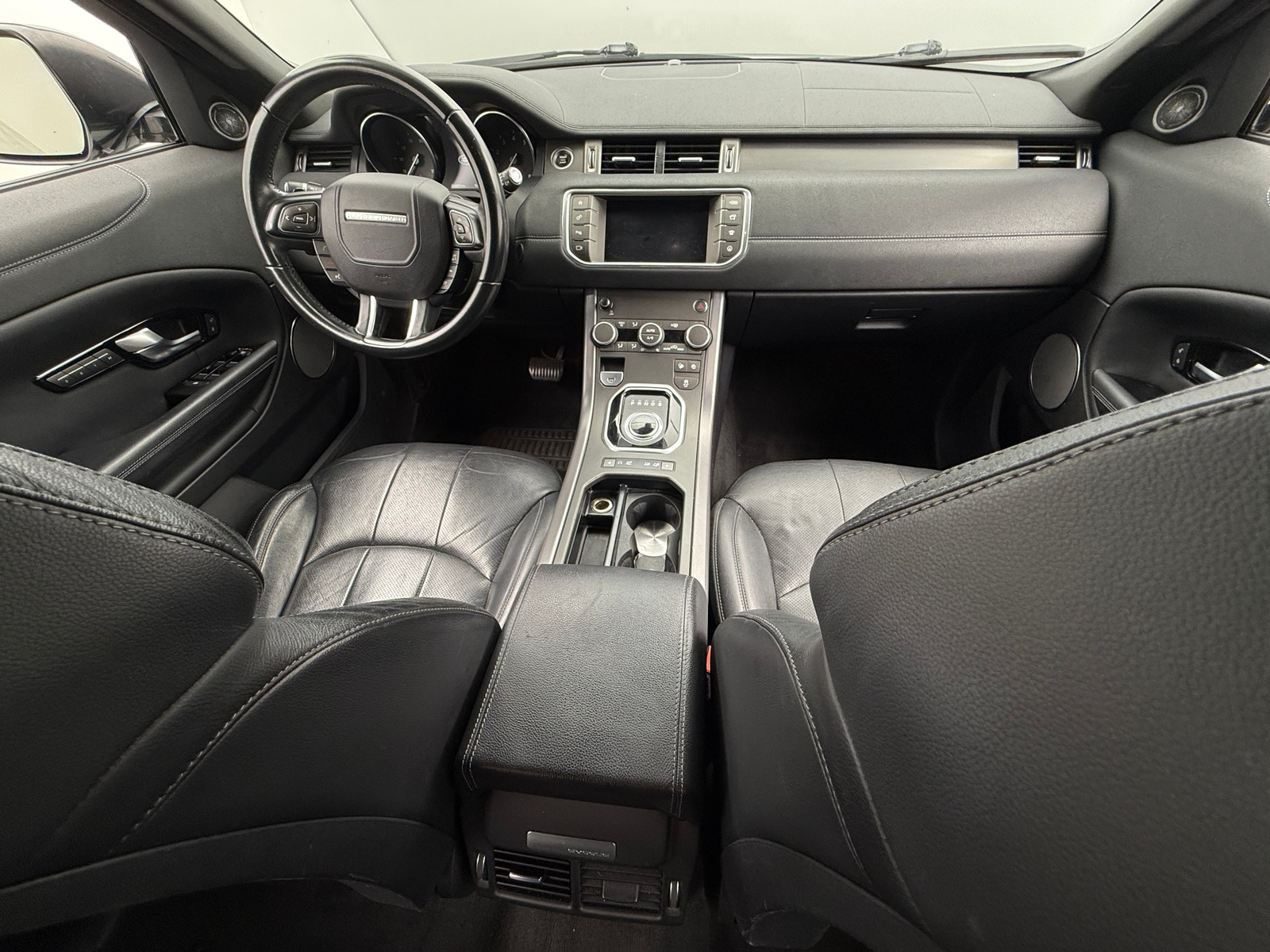 Thumbnail: 2018 Land Rover Range Rover Evoque - 2