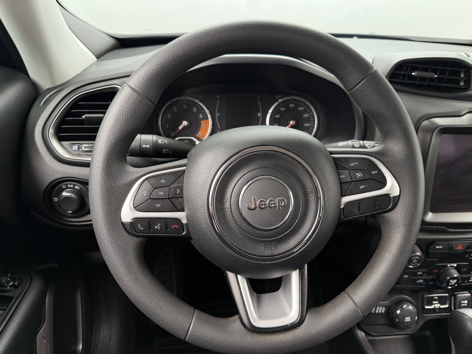 Thumbnail: 2023 Jeep Renegade - 5